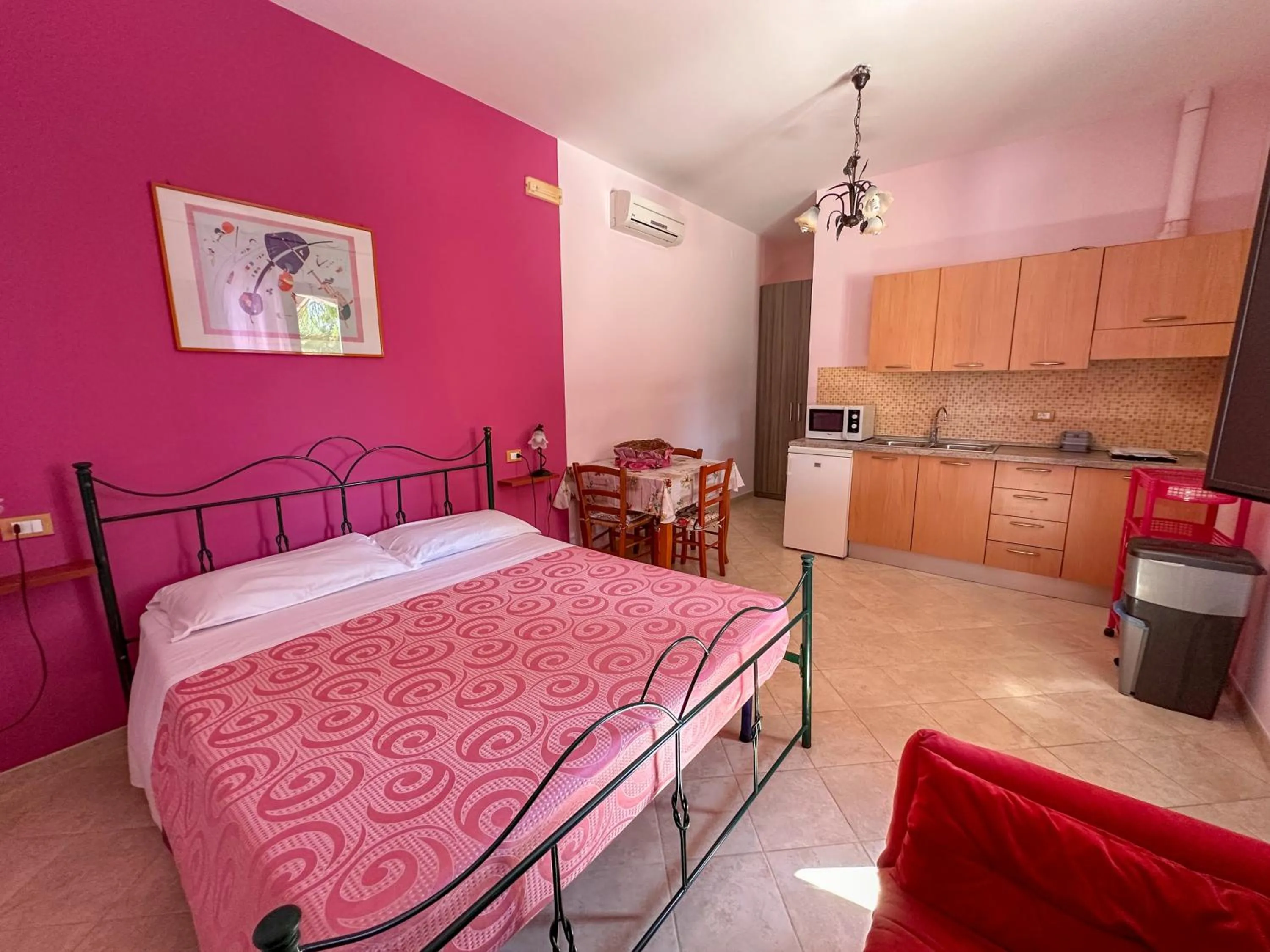 Photo of the whole room, Bed in La palma vacanze
