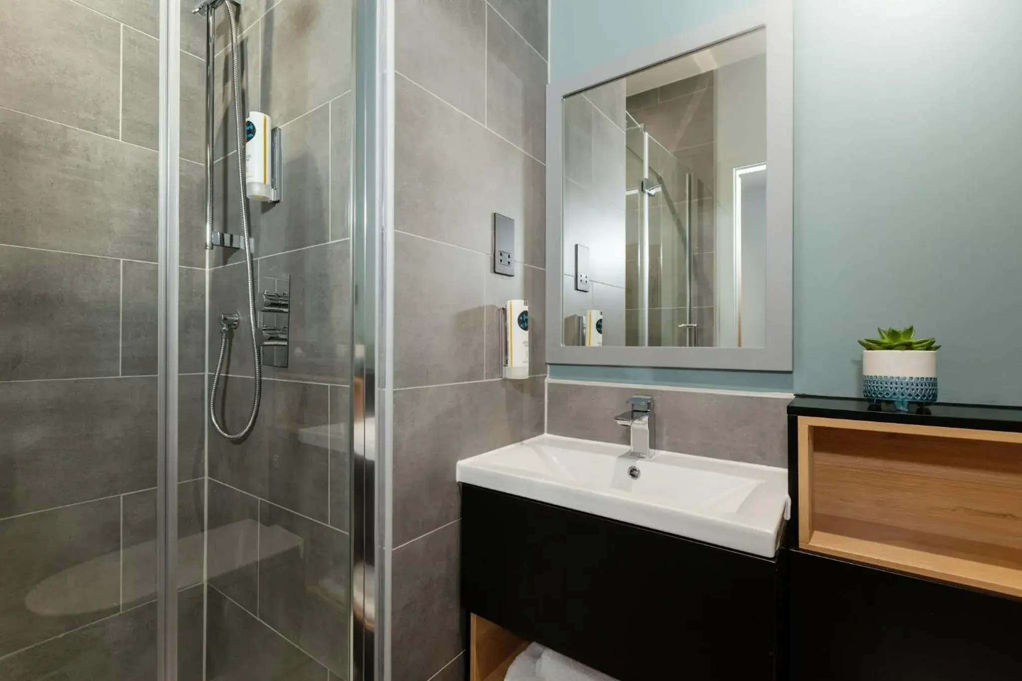 Photo of the whole room in Holiday Inn - the niu, Loom Manchester North by IHG Photo of the whole room in Holiday Inn - the niu, Loom Manchester North by IHG