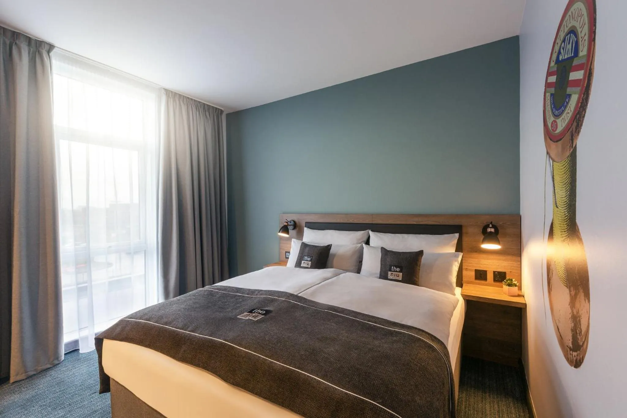 Photo of the whole room, Bed in Holiday Inn - the niu, Loom Manchester North by IHG