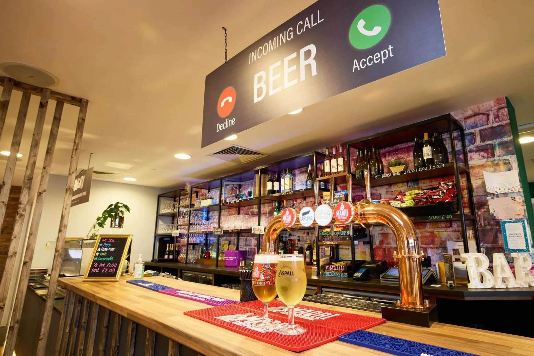 Lounge or bar in Holiday Inn - the niu, Loom Manchester North by IHG