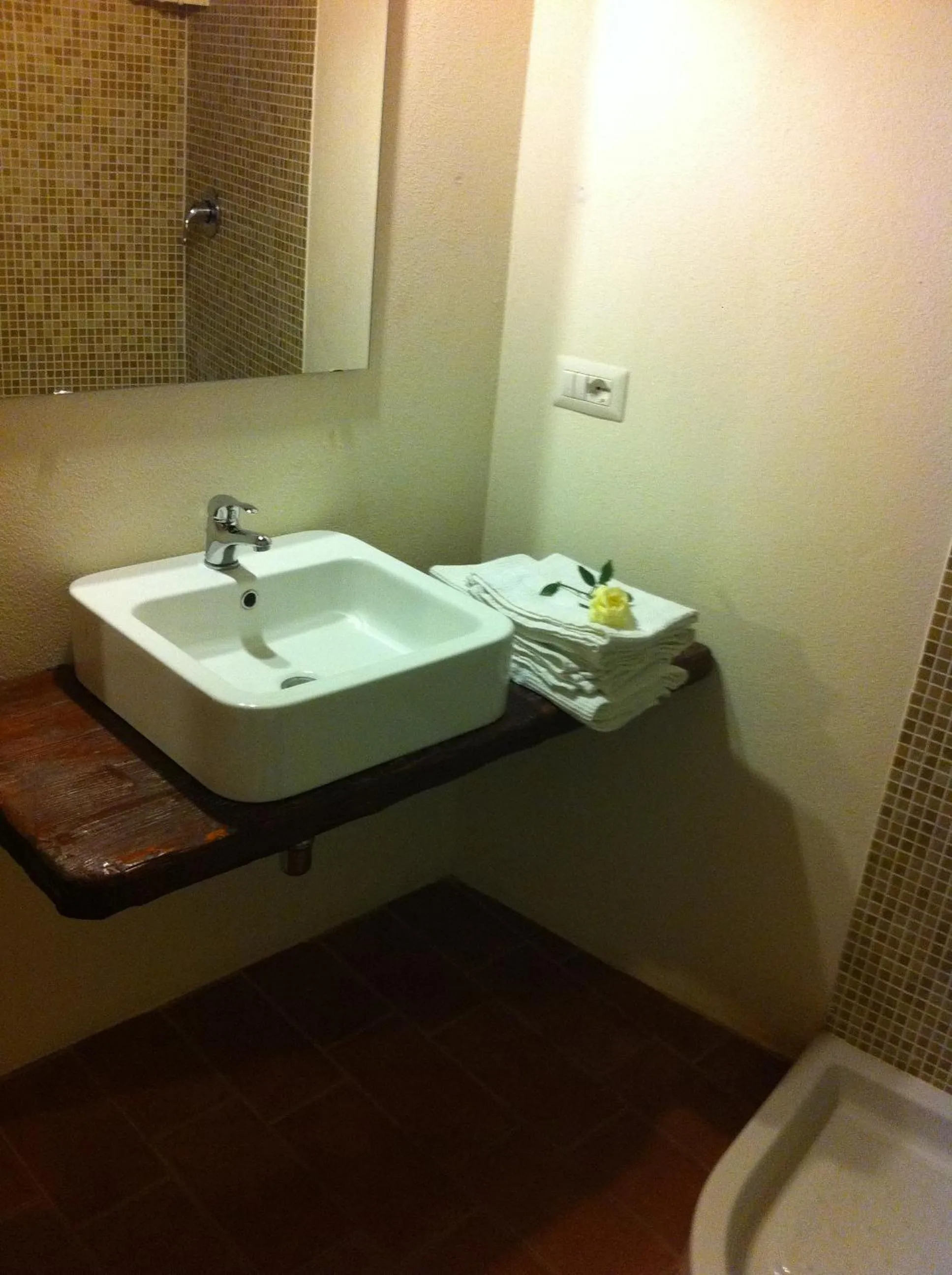 Bathroom in Il Lupo Rosso