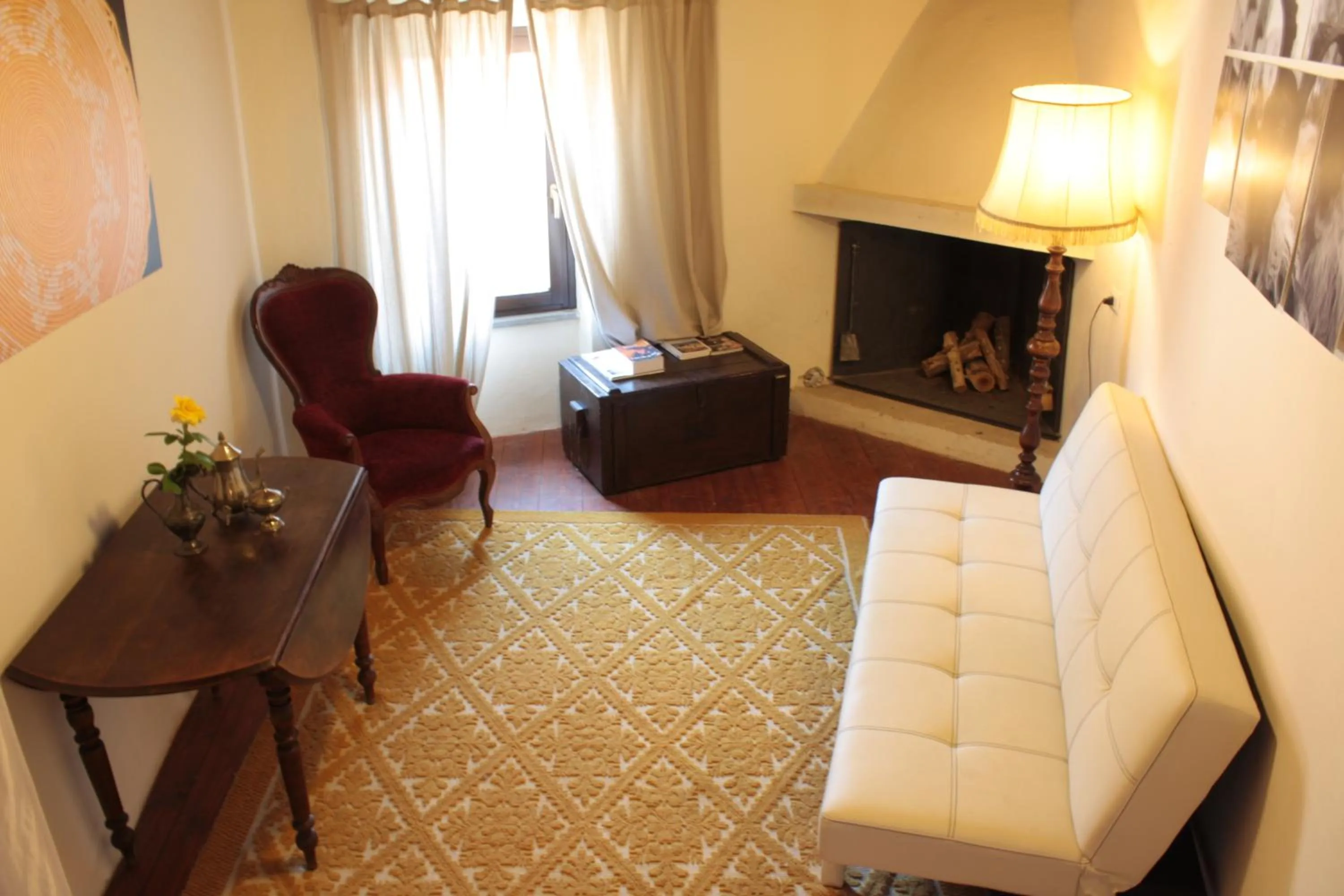 Photo of the whole room in Il Lupo Rosso