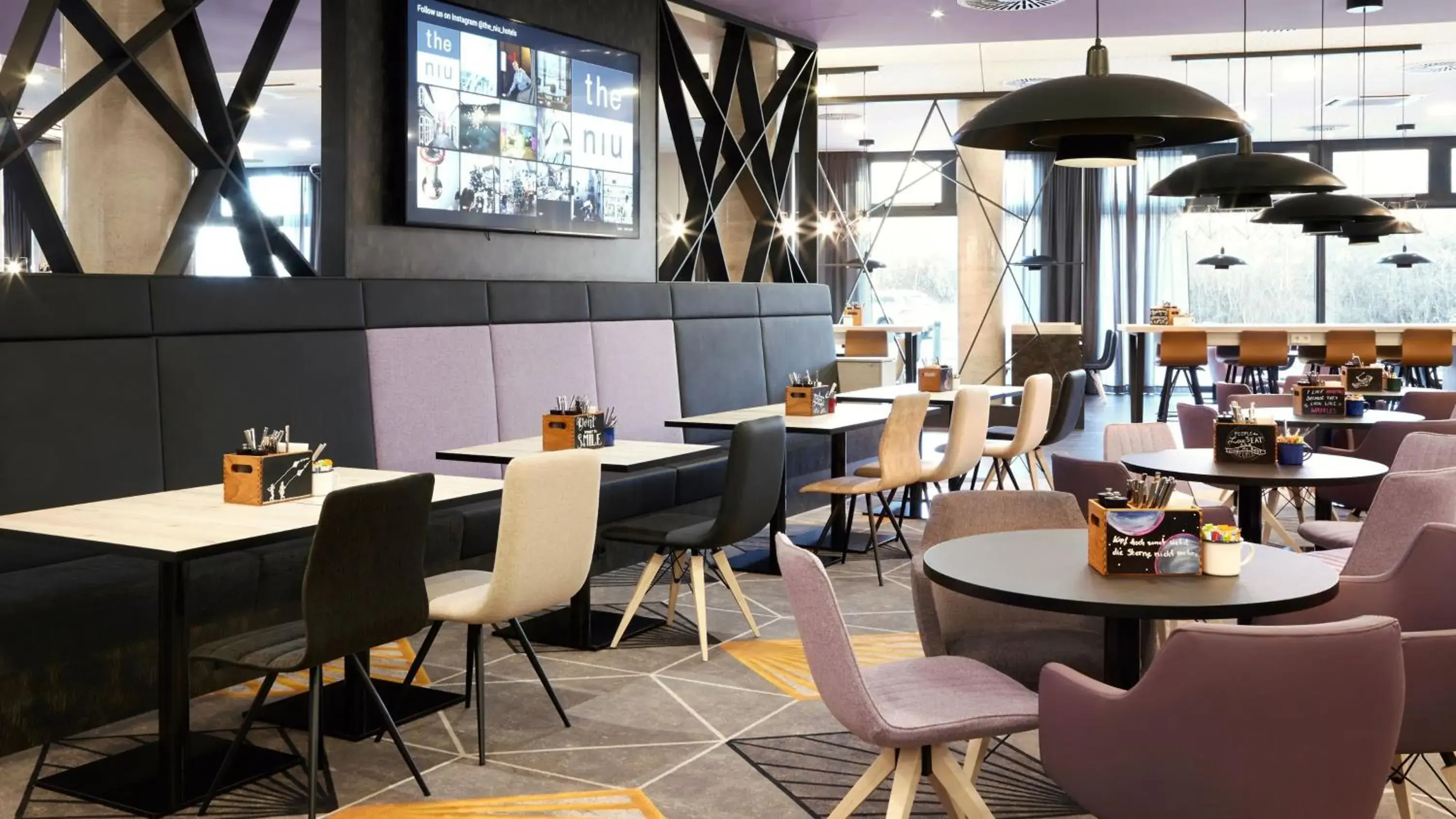 Restaurant/places to eat in Holiday Inn - the niu, Air Frankfurt Messe by IHG Restaurant/places to eat in Holiday Inn - the niu, Air Frankfurt Messe by IHG