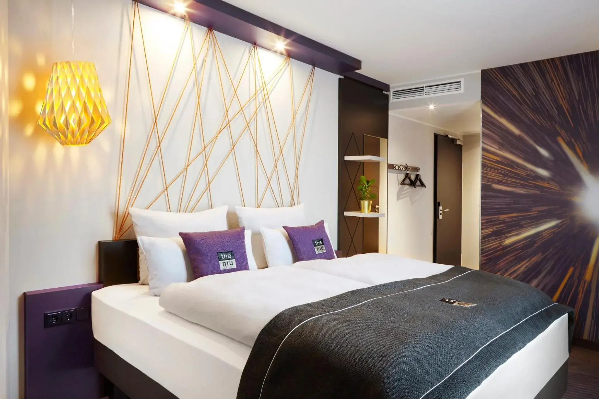 Standard Room in Holiday Inn - the niu, Air Frankfurt Messe by IHG Standard Room in Holiday Inn - the niu, Air Frankfurt Messe by IHG