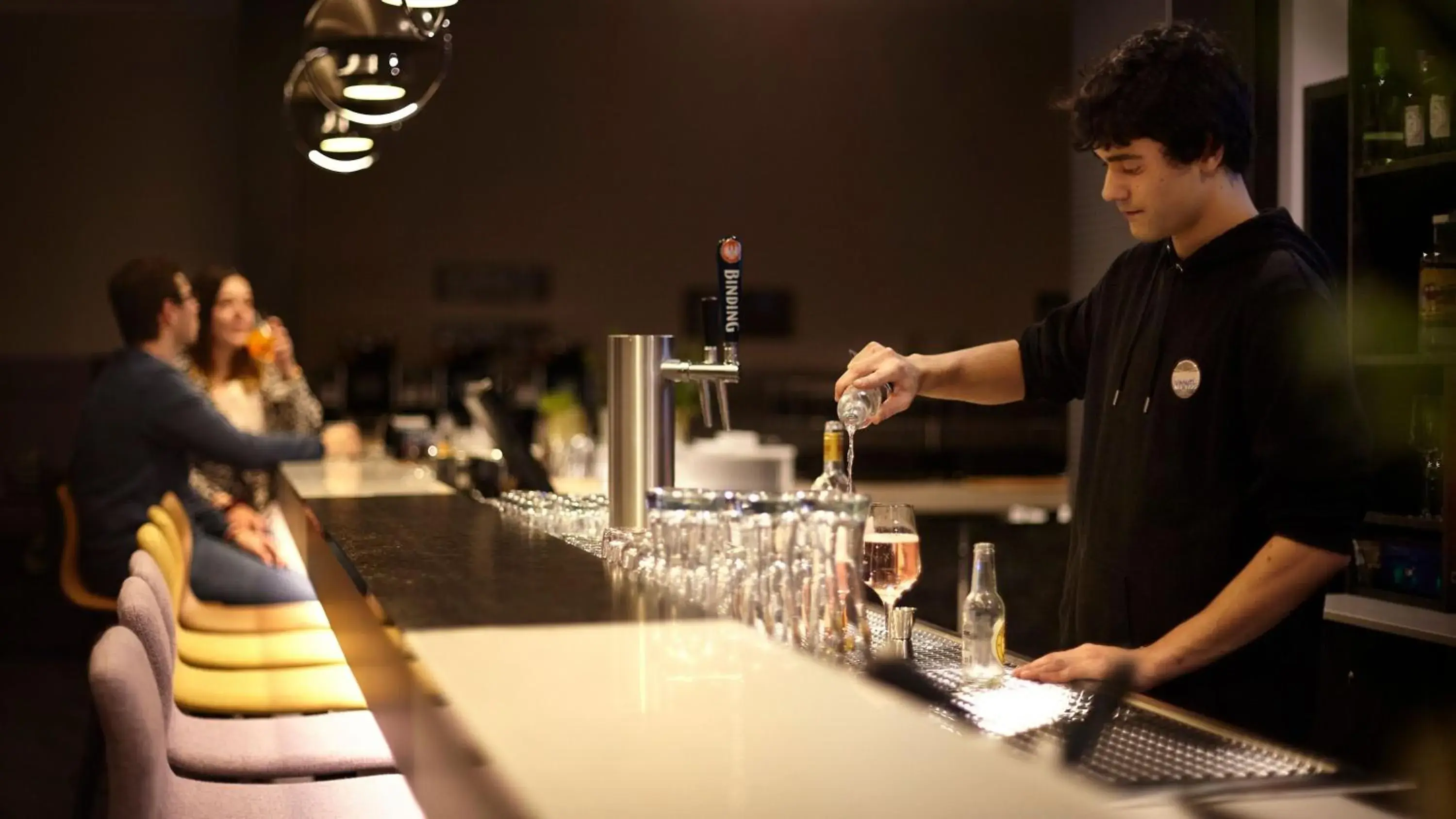 Lounge or bar in Holiday Inn - the niu, Air Frankfurt Messe by IHG Lounge or bar in Holiday Inn - the niu, Air Frankfurt Messe by IHG