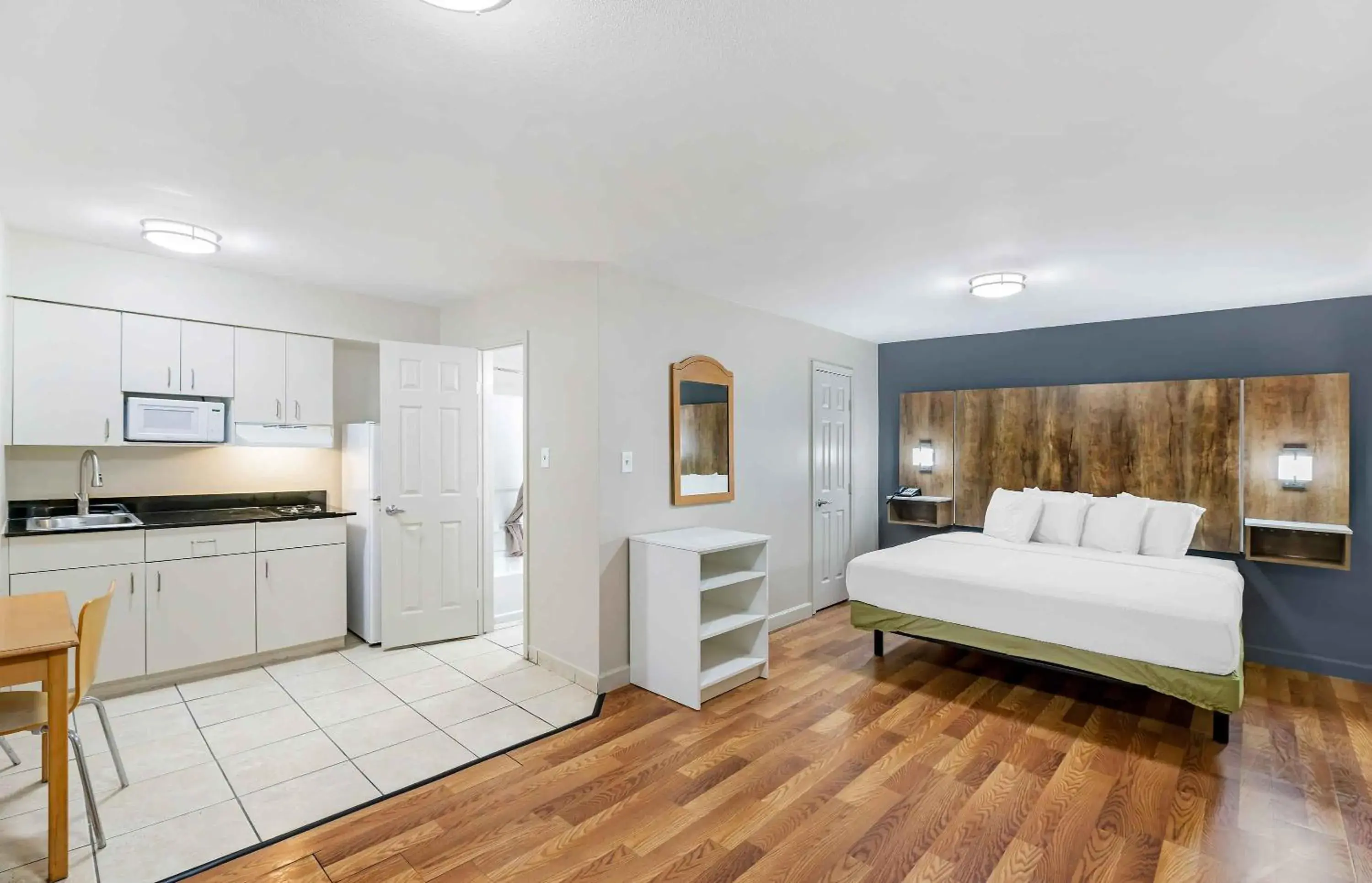 Bed in Extended Stay America Select Suites - Odessa Bed in Extended Stay America Select Suites - Odessa