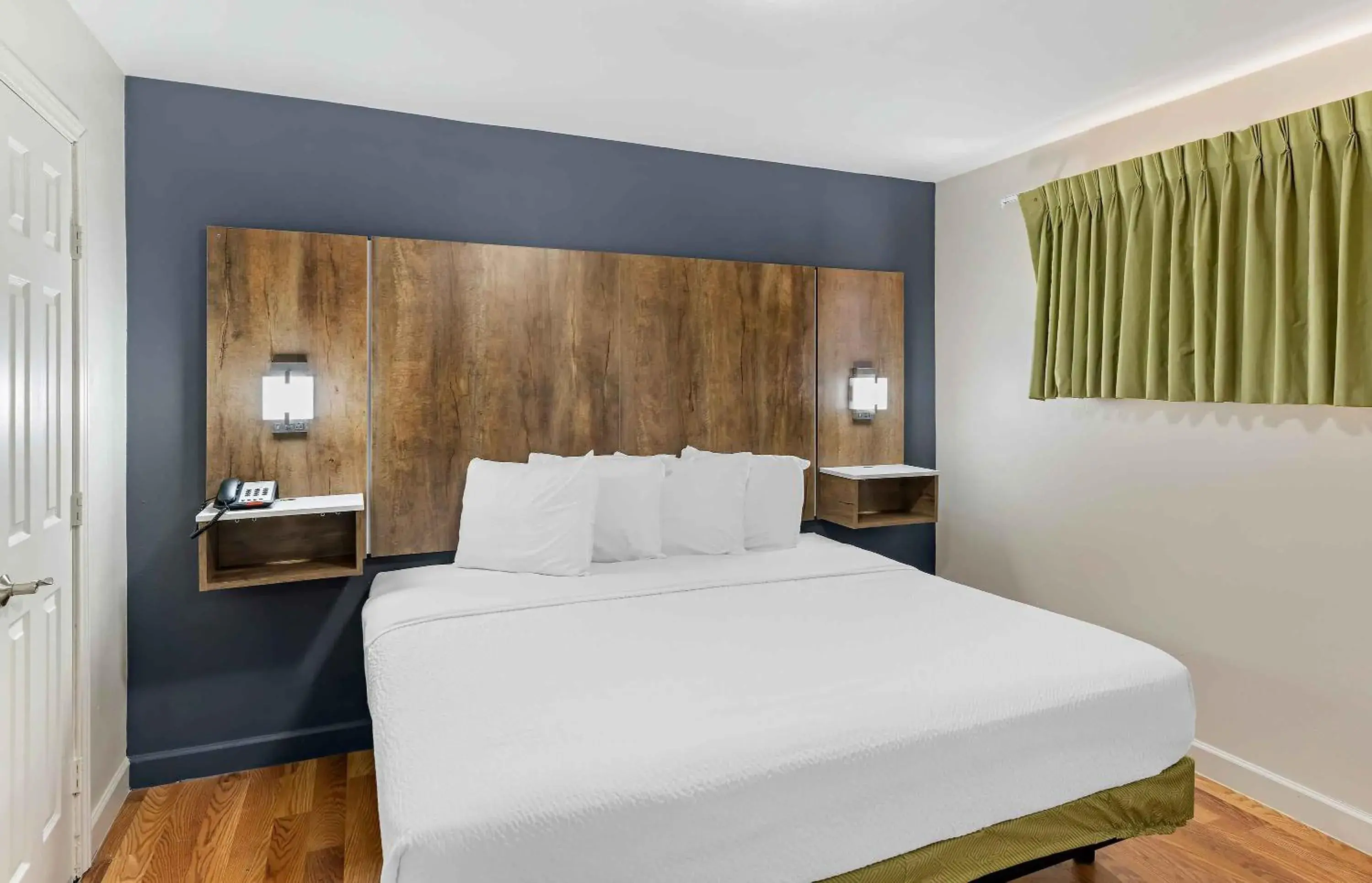 Bed in Extended Stay America Select Suites - Odessa Bed in Extended Stay America Select Suites - Odessa