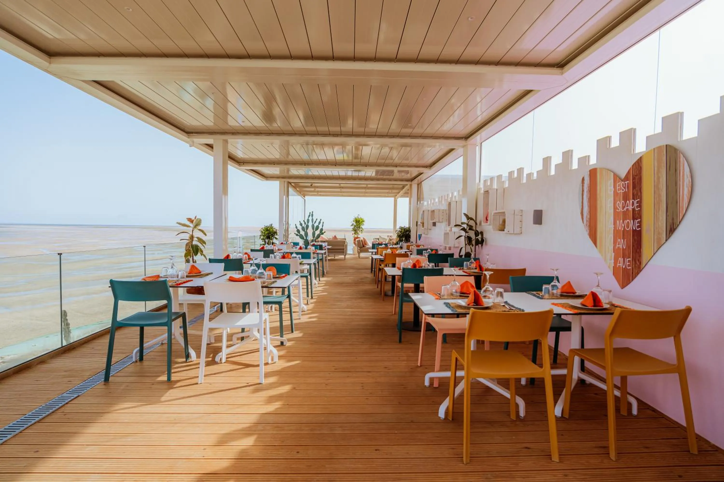 Restaurant/places to eat in PK25 Dakhla