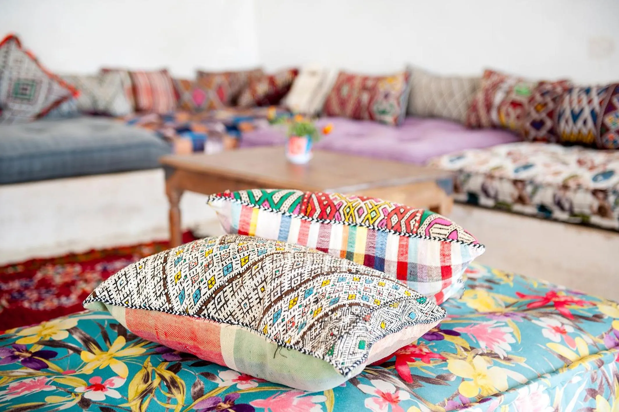 Seating area, Bed in PK25 Dakhla