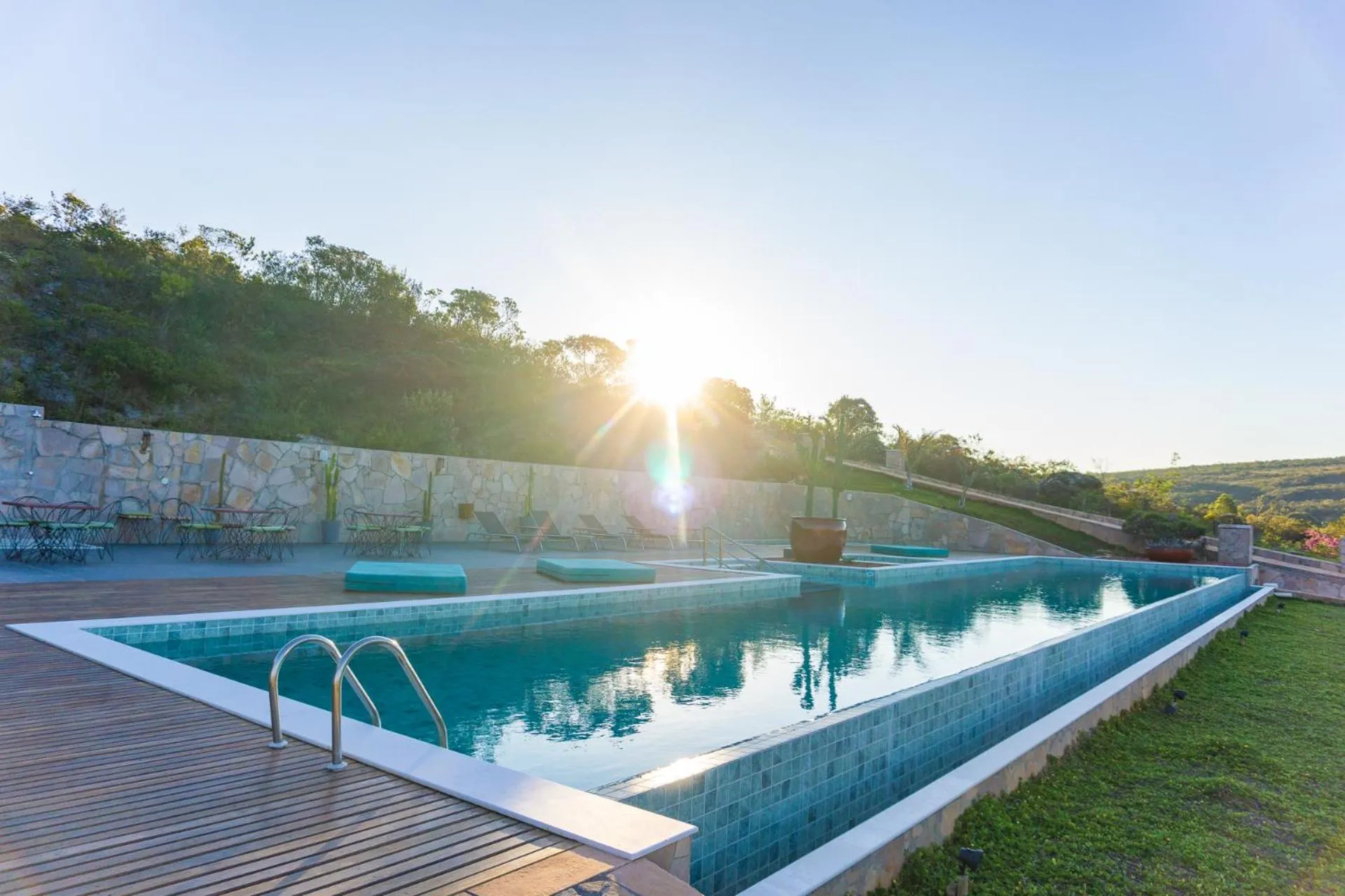Swimming pool in Pousada Amanhecer