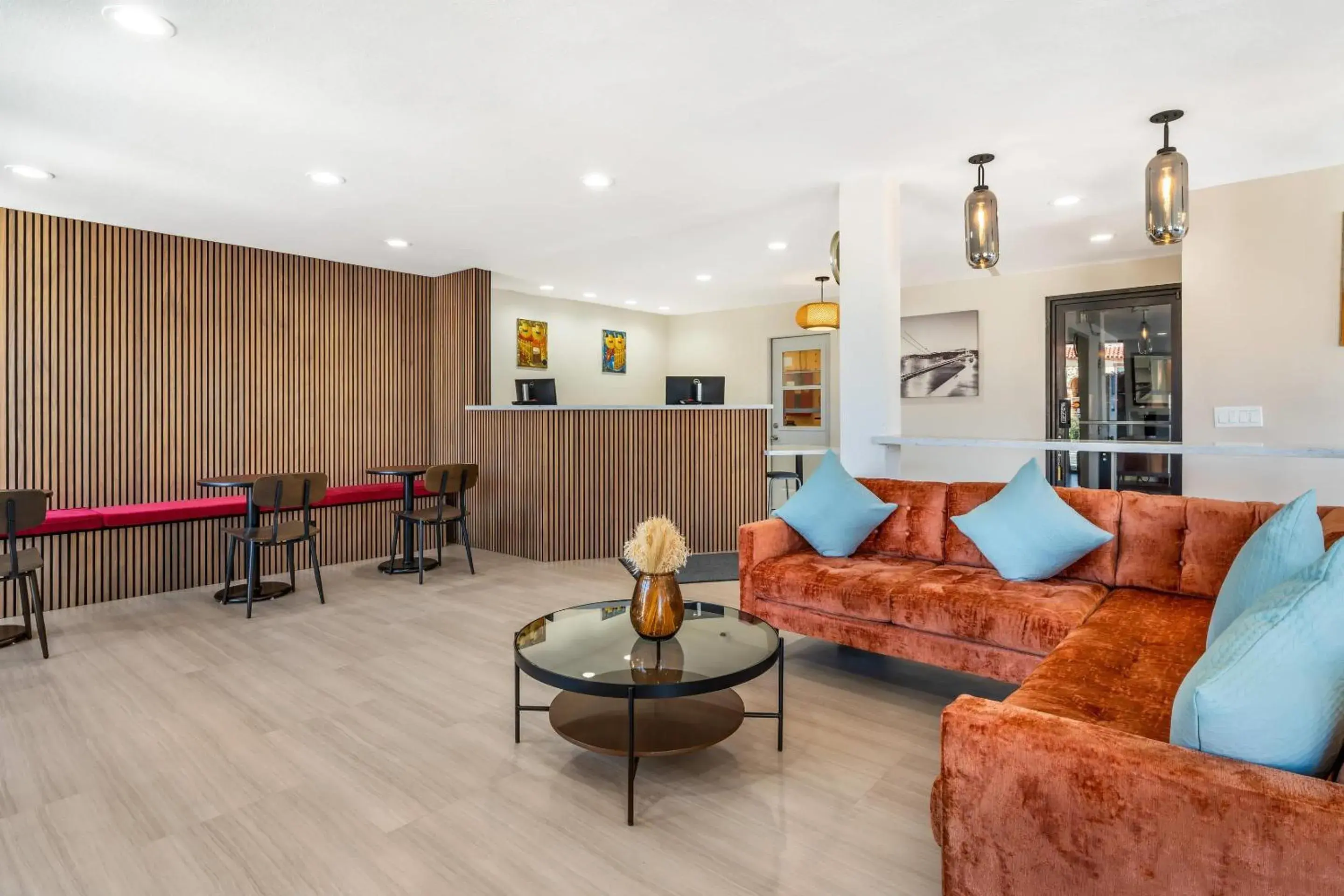 Lobby or reception in La Luna Inn, an Ascend Collection Hotel Lobby or reception in La Luna Inn, an Ascend Collection Hotel