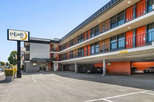 La Luna Inn, an Ascend Collection Hotel