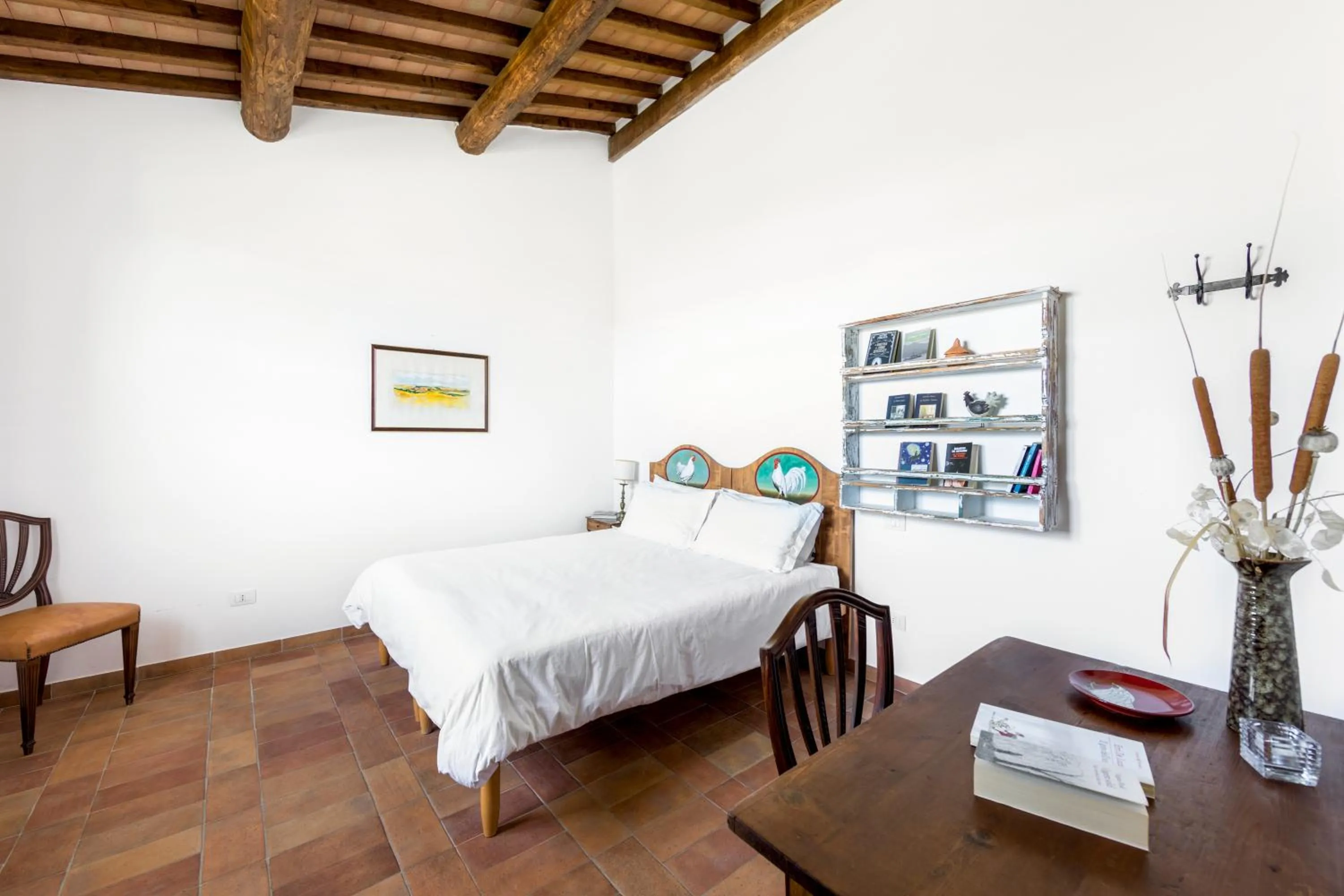 Photo of the whole room, Bed in Casetta Tartuchino