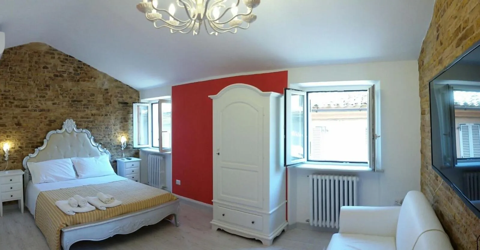 Day, Bed in B&B La Lanterna