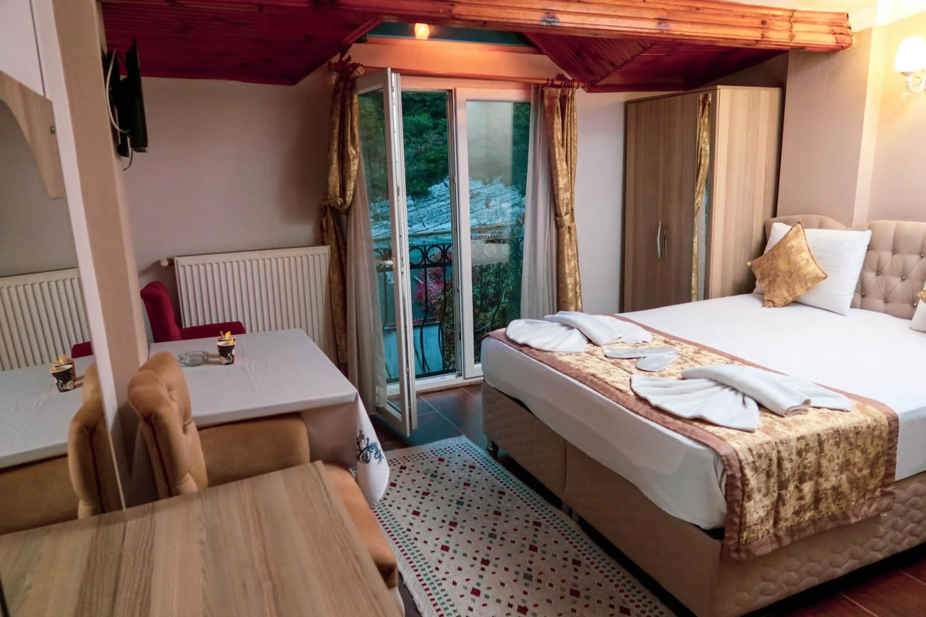 Photo of the whole room, Bed in Ağva Carpediem Otel