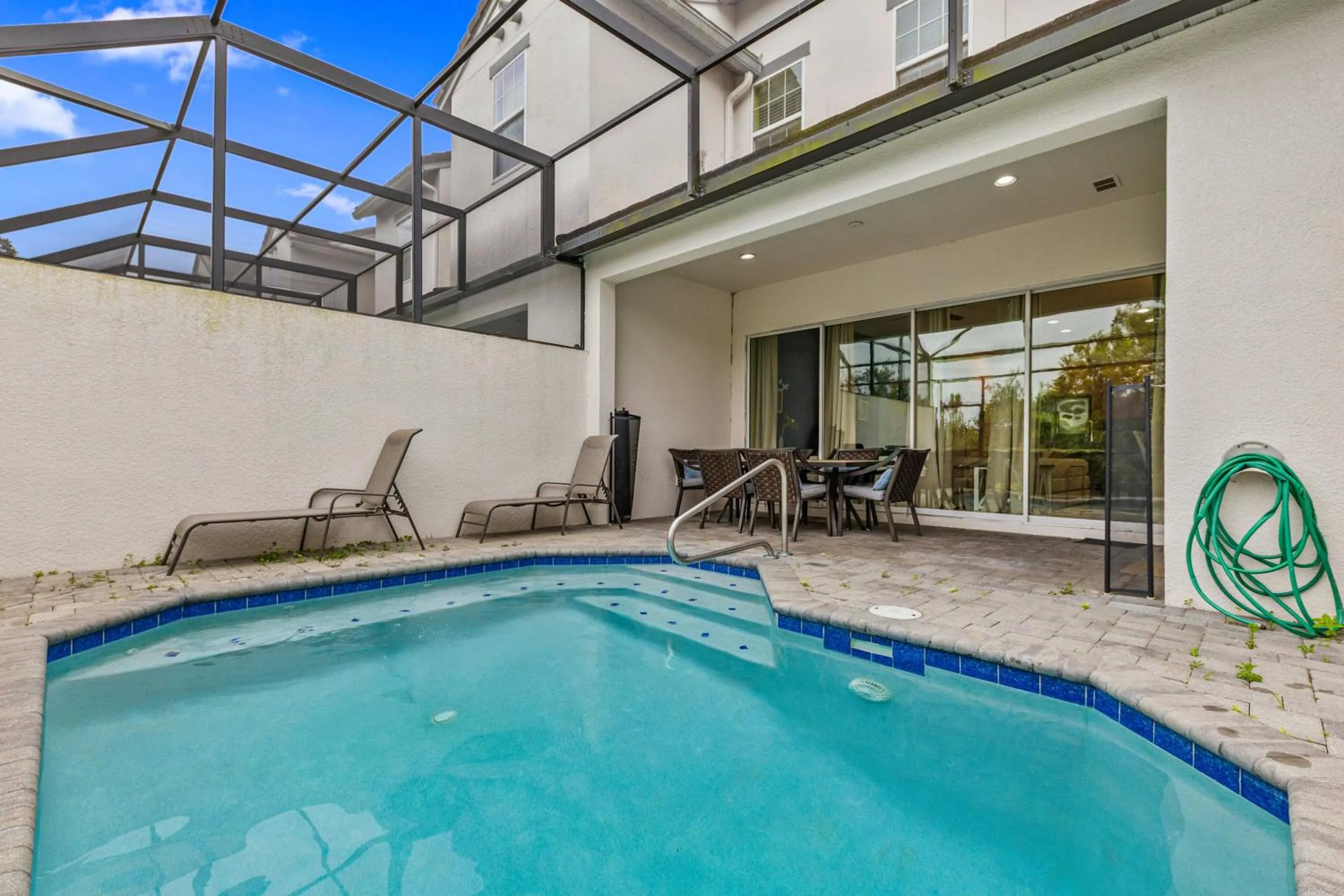 3b25b Townhouse 15 min from Disney Enclaves at Festival
