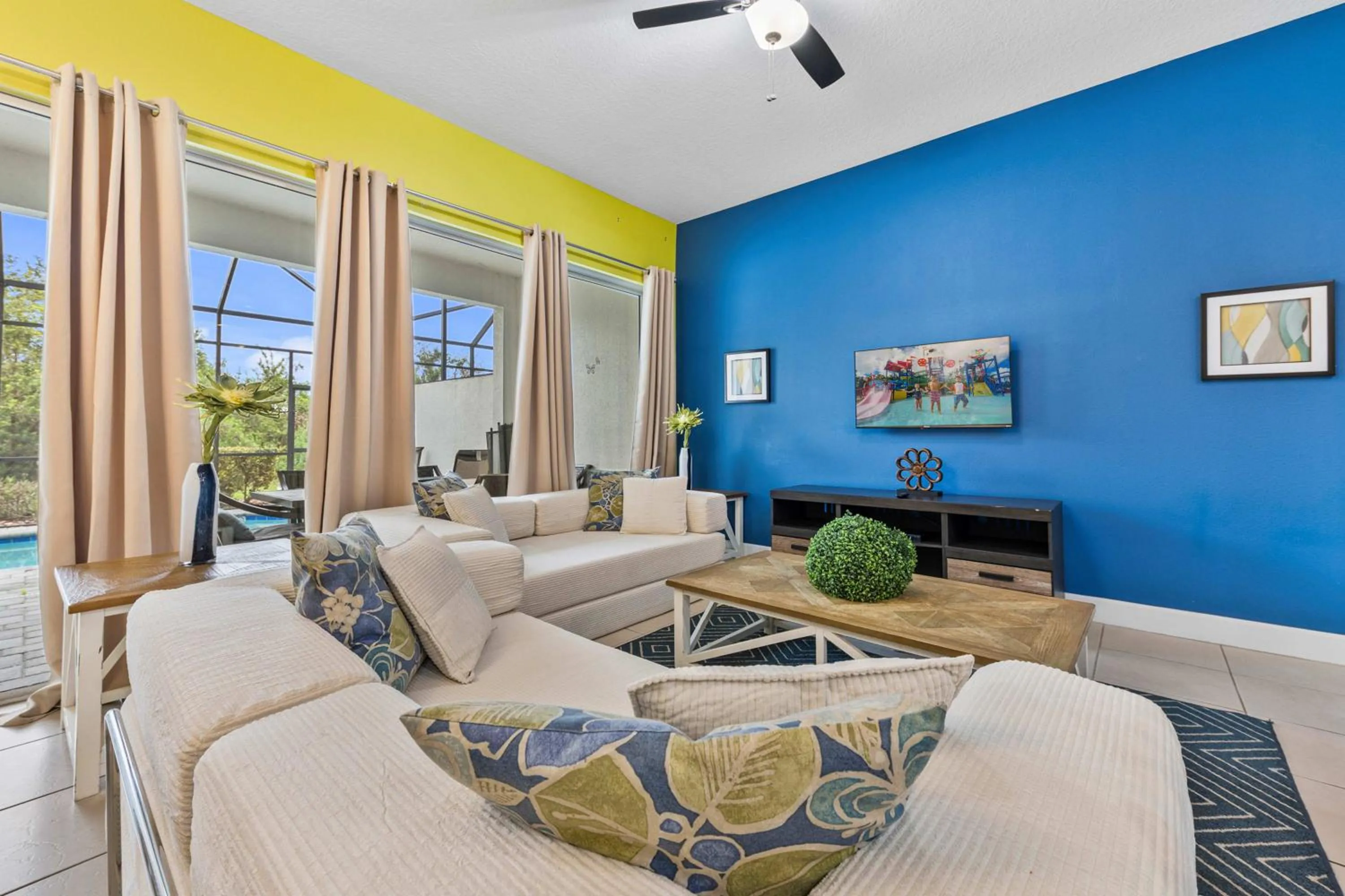3b25b Townhouse 15 min from Disney Enclaves at Festival