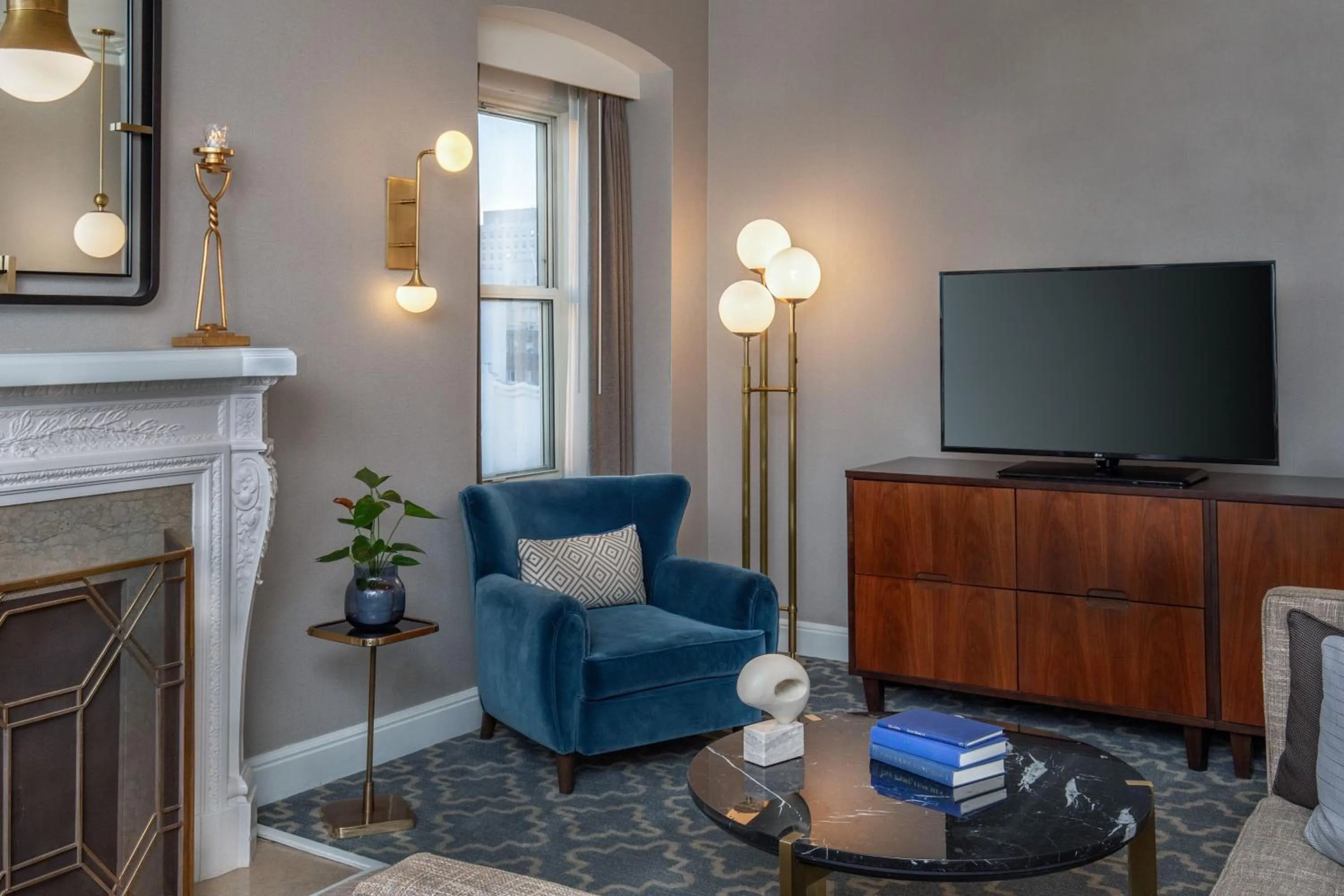 Photo of the whole room in Hotel Adagio, Autograph Collection