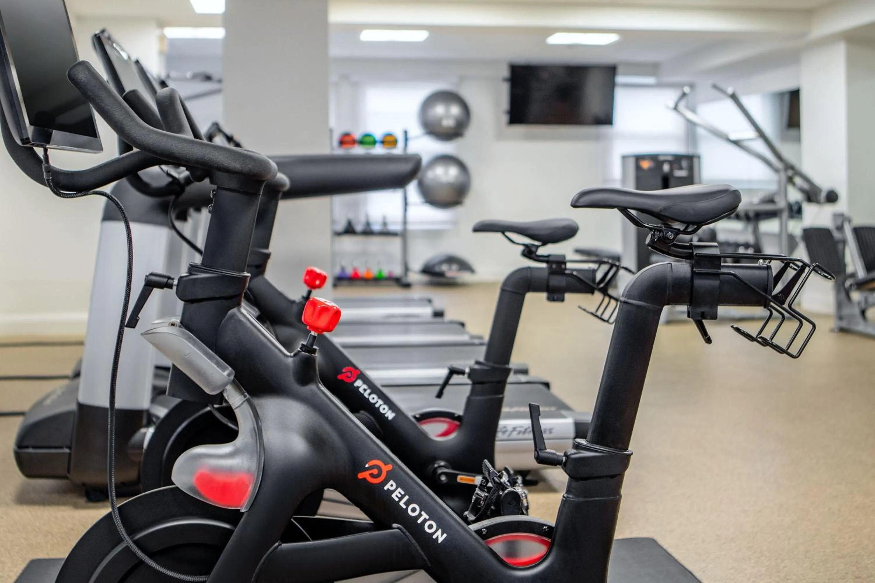 Fitness centre/facilities in Hotel Adagio, Autograph Collection