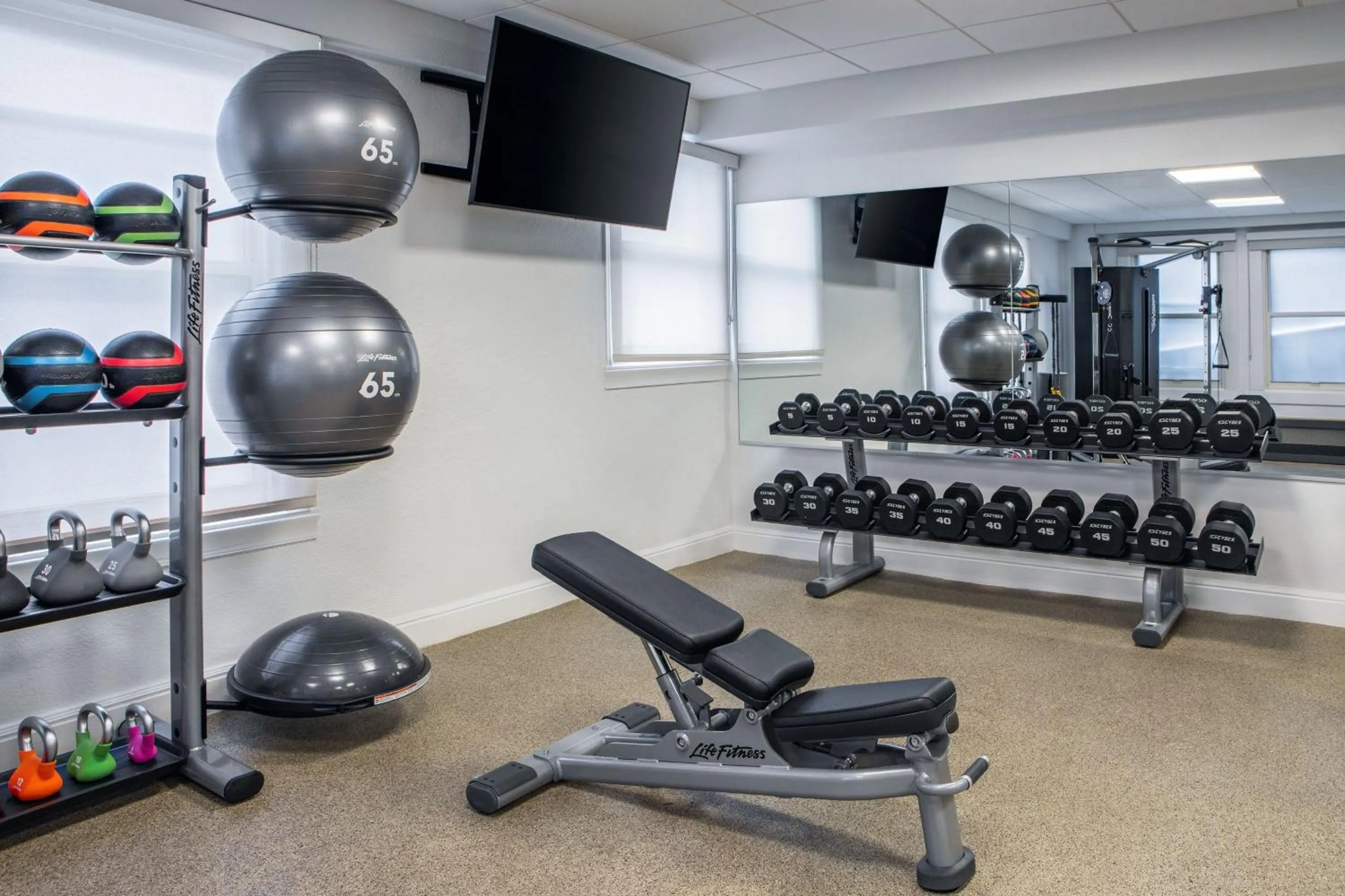 Fitness centre/facilities in Hotel Adagio, Autograph Collection