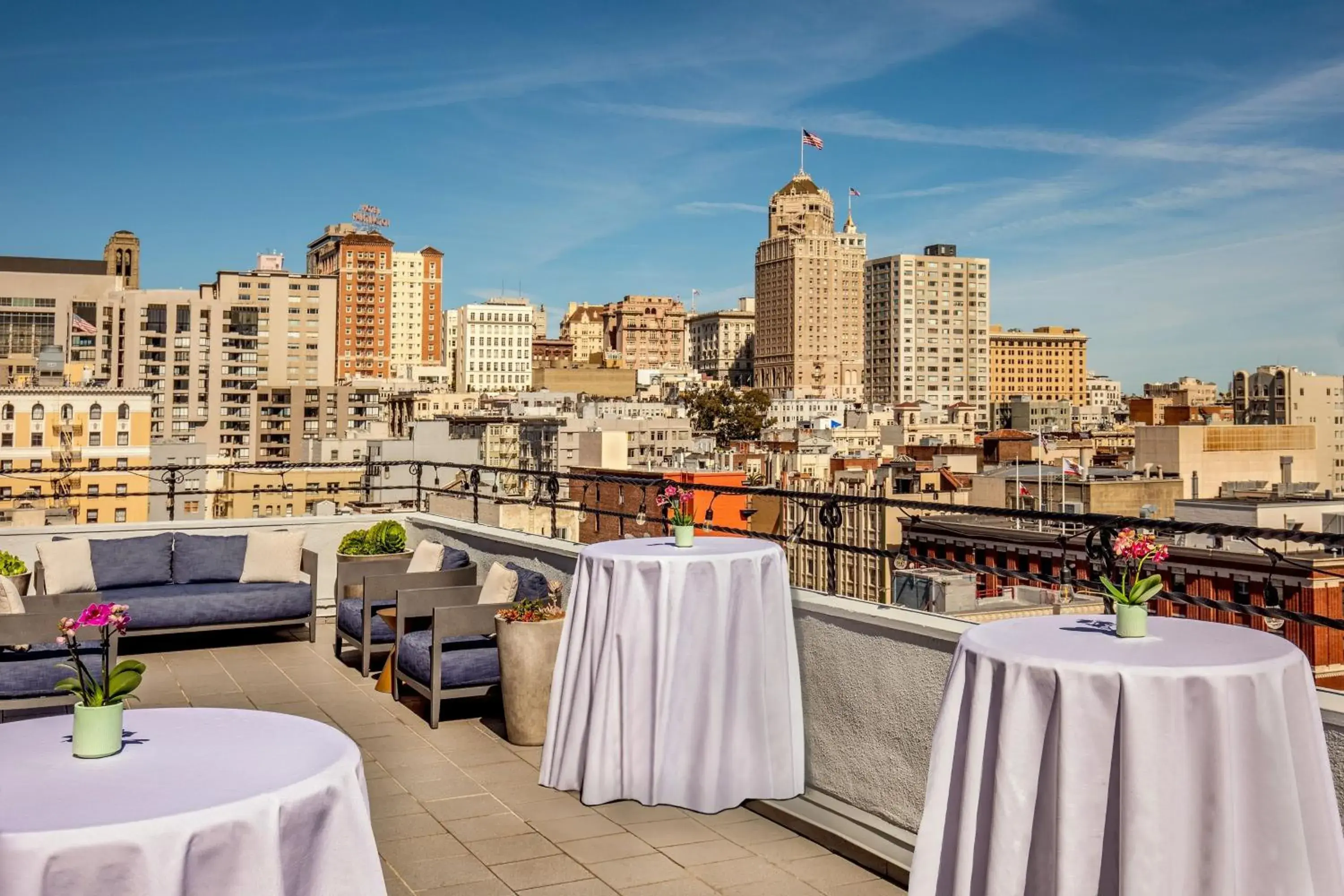 Lobby or reception in Hotel Adagio, Autograph Collection Lobby or reception in Hotel Adagio, Autograph Collection