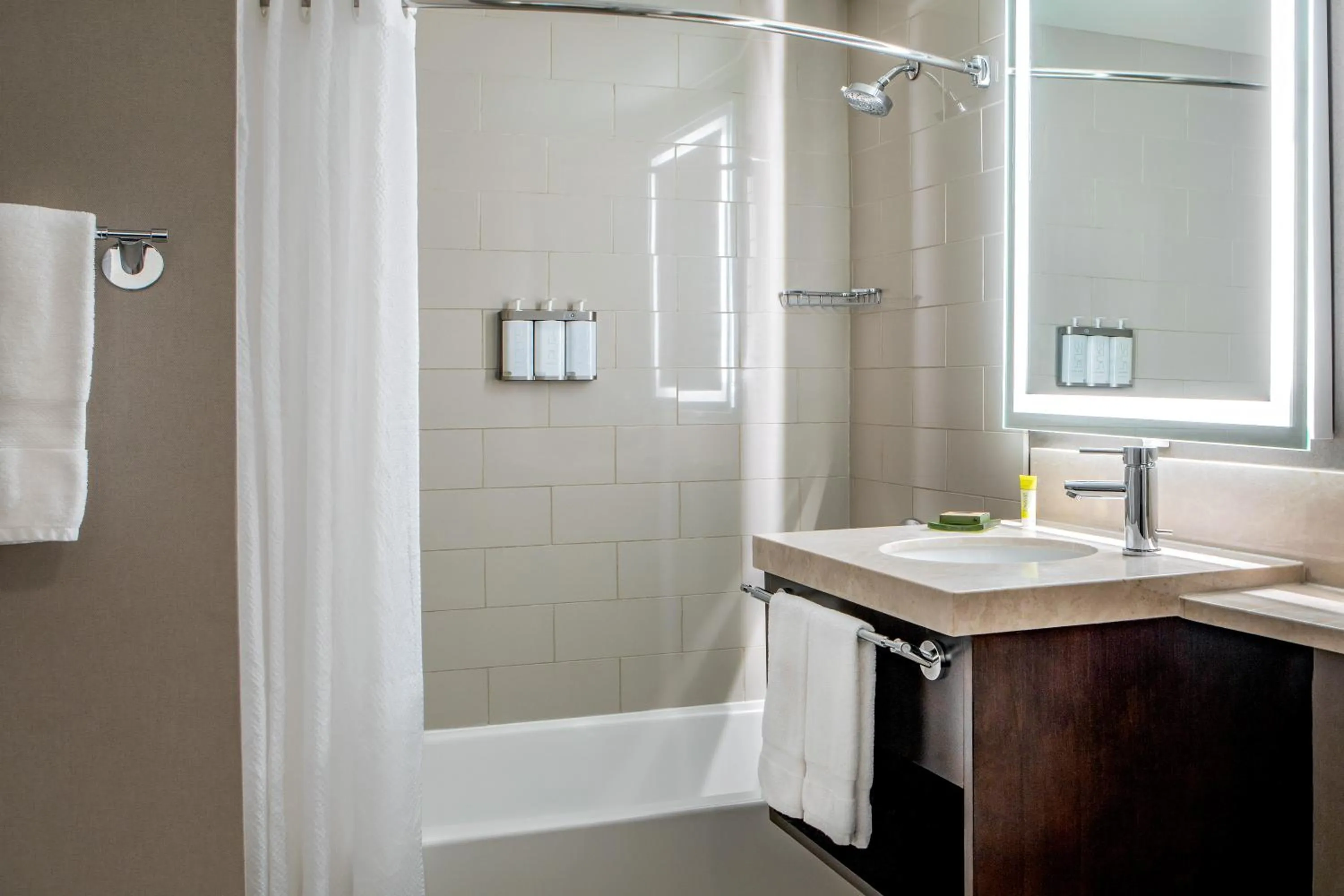 Bathroom in Hotel Adagio, Autograph Collection