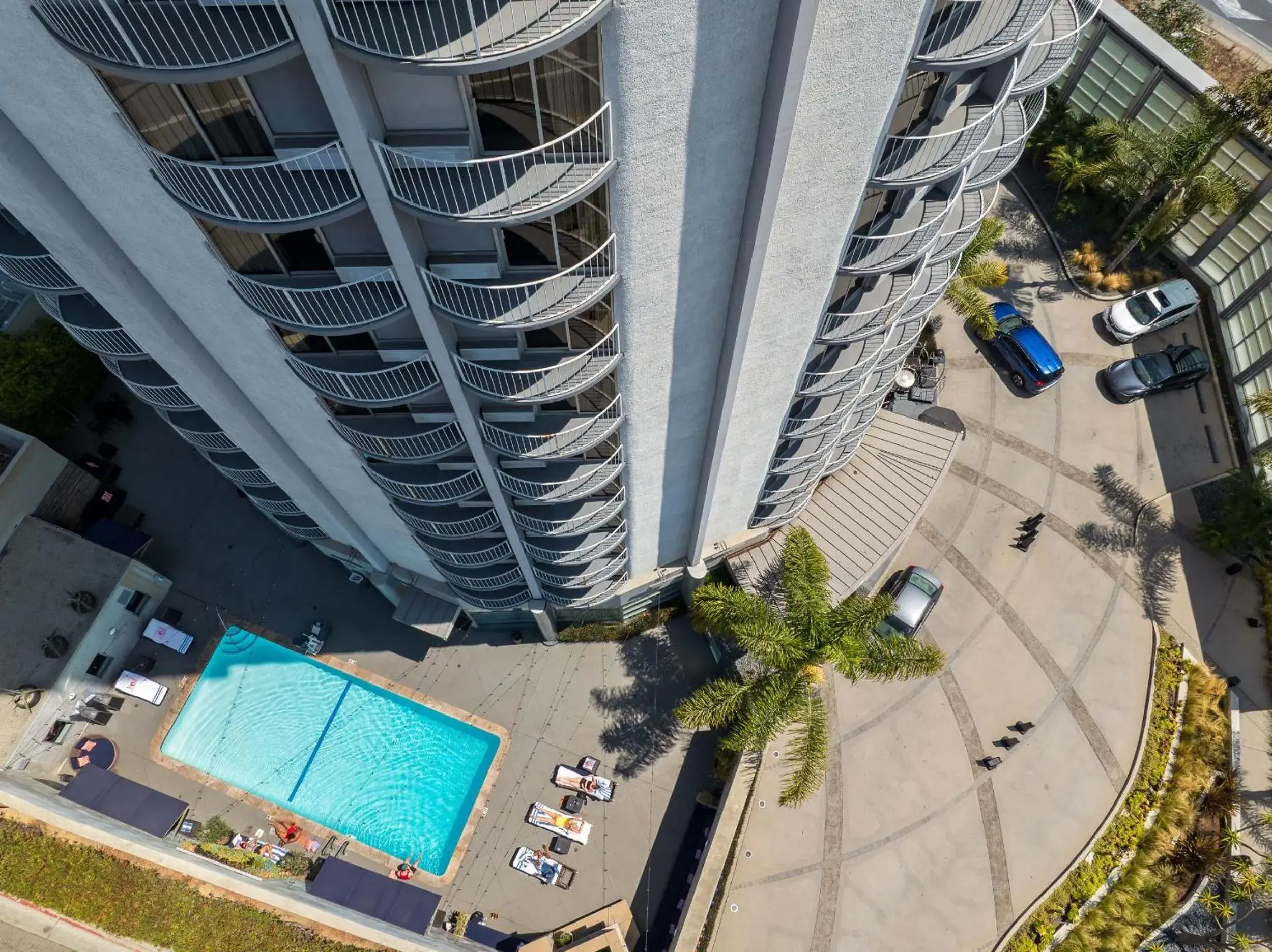 Property building in Hotel Angeleno Property building in Hotel Angeleno