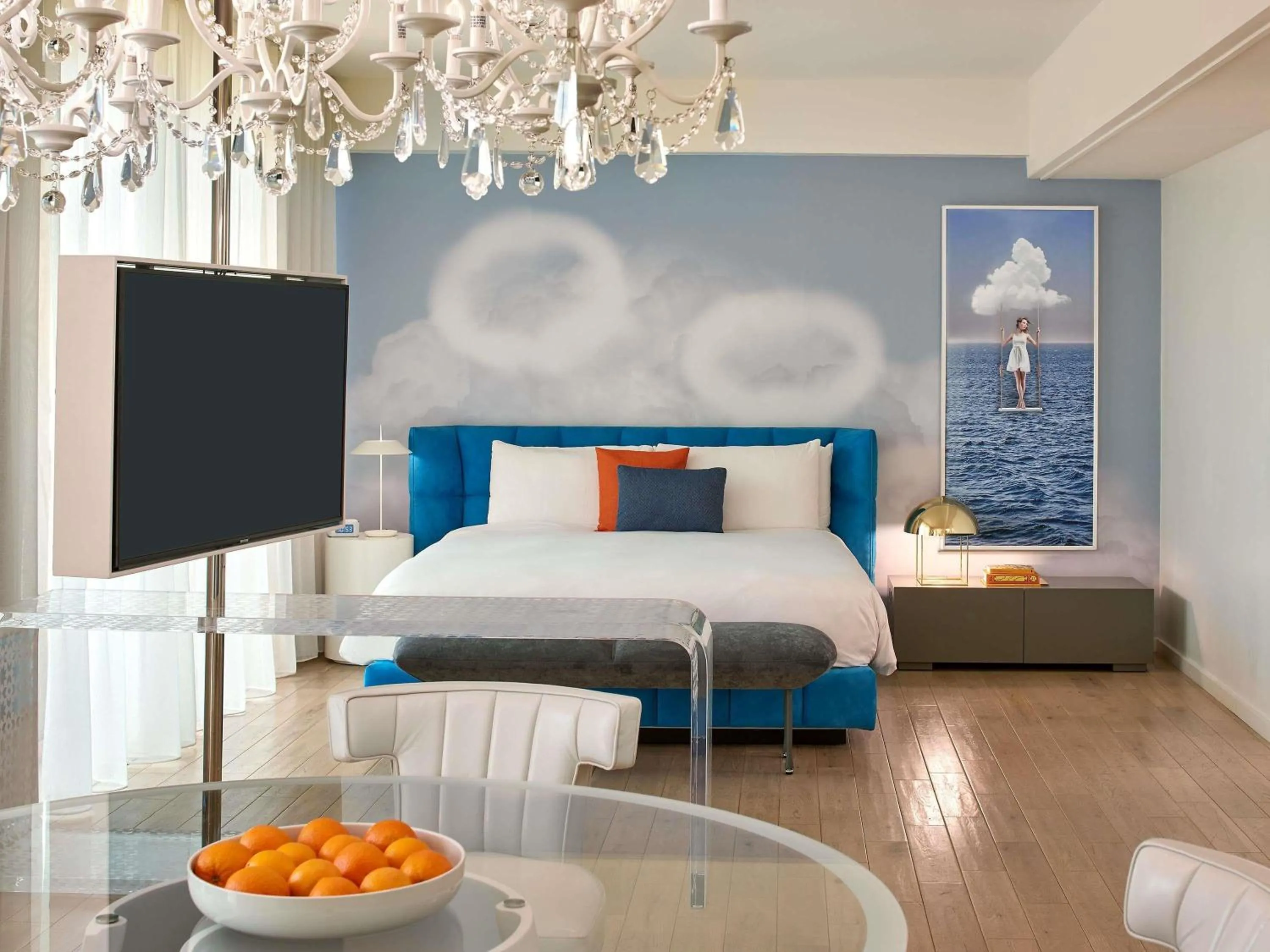 Bedroom, Bed in Mondrian Los Angeles