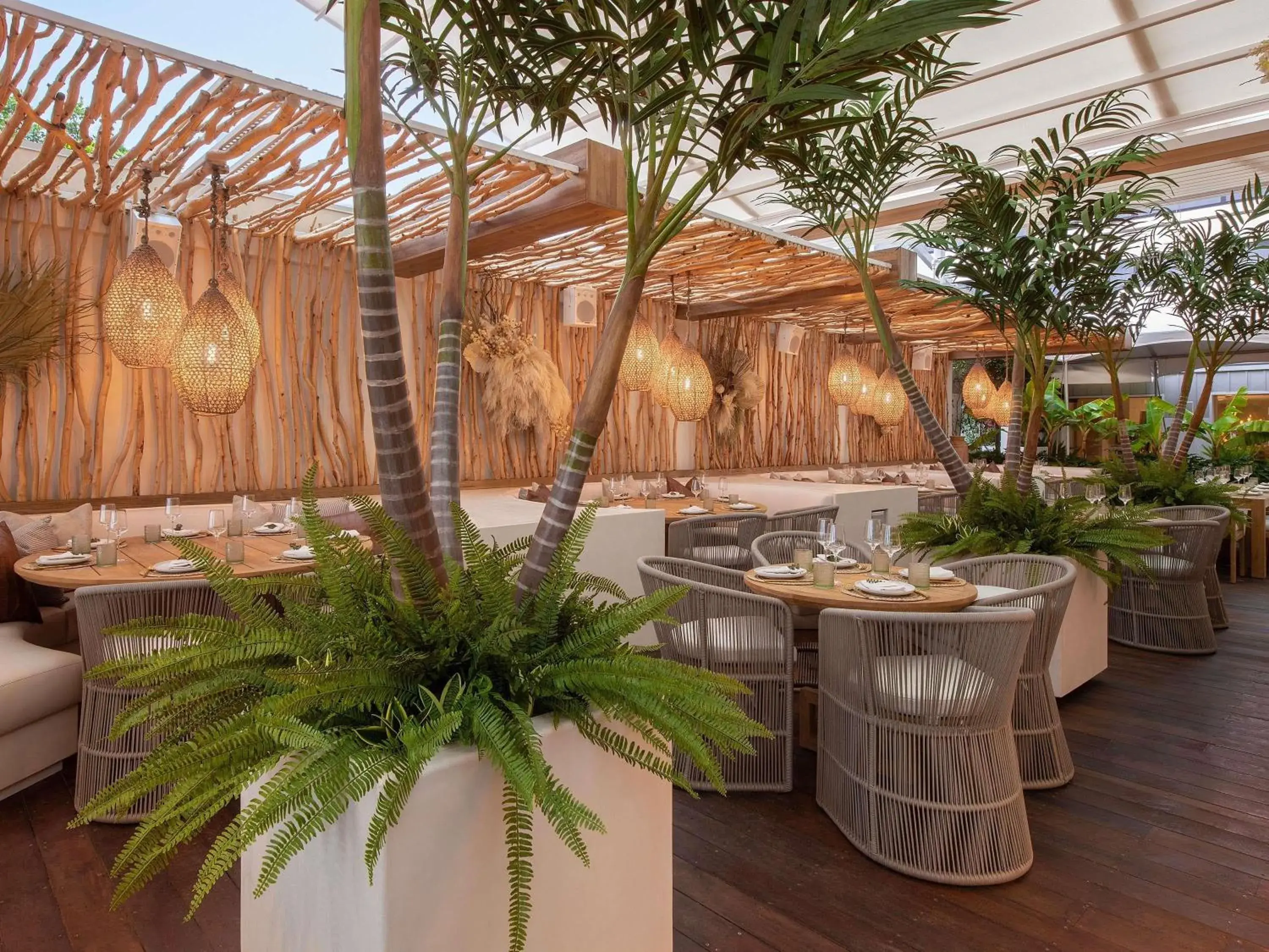 Restaurant/places to eat in Mondrian Los Angeles Restaurant/places to eat in Mondrian Los Angeles