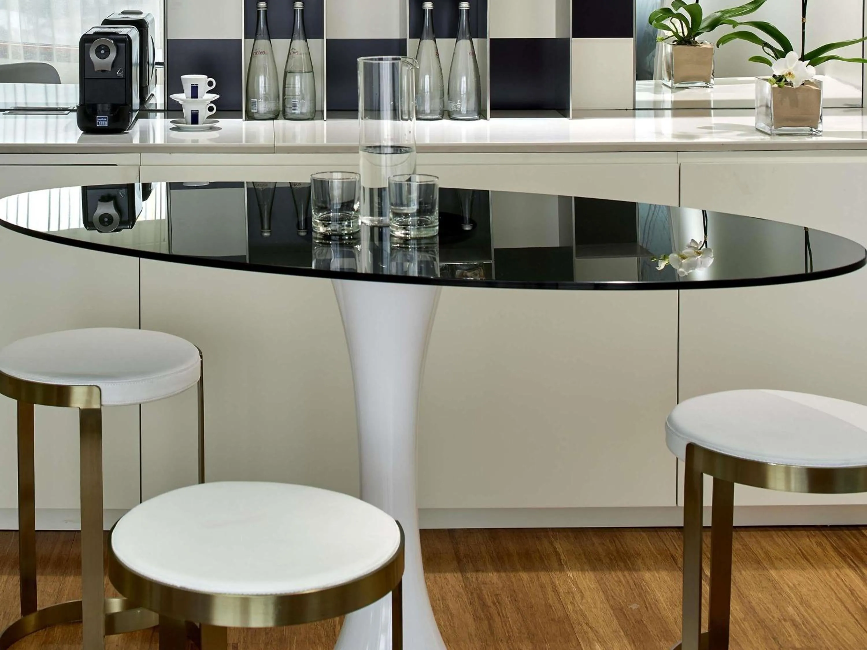 Bedroom in Mondrian Los Angeles