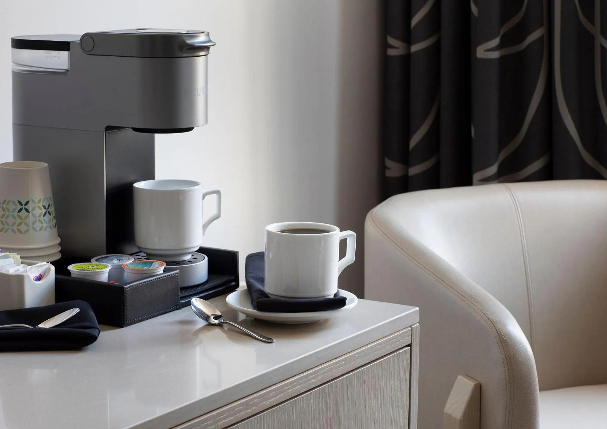 Coffee/tea facilities in The Clift Royal Sonesta San Francisco