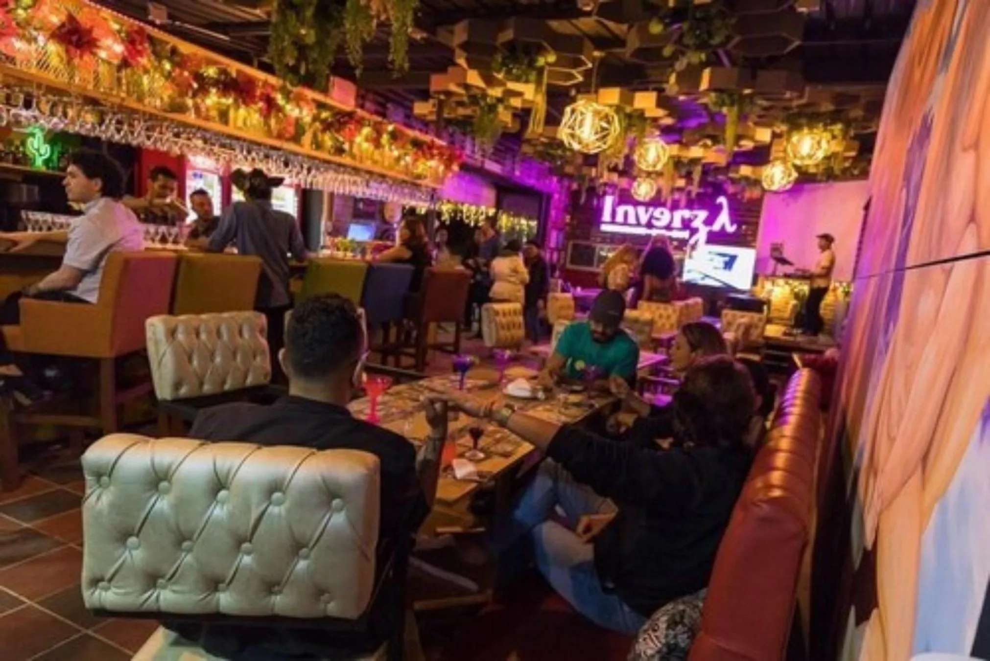 Restaurant/places to eat in Libertg Hotels Medellin