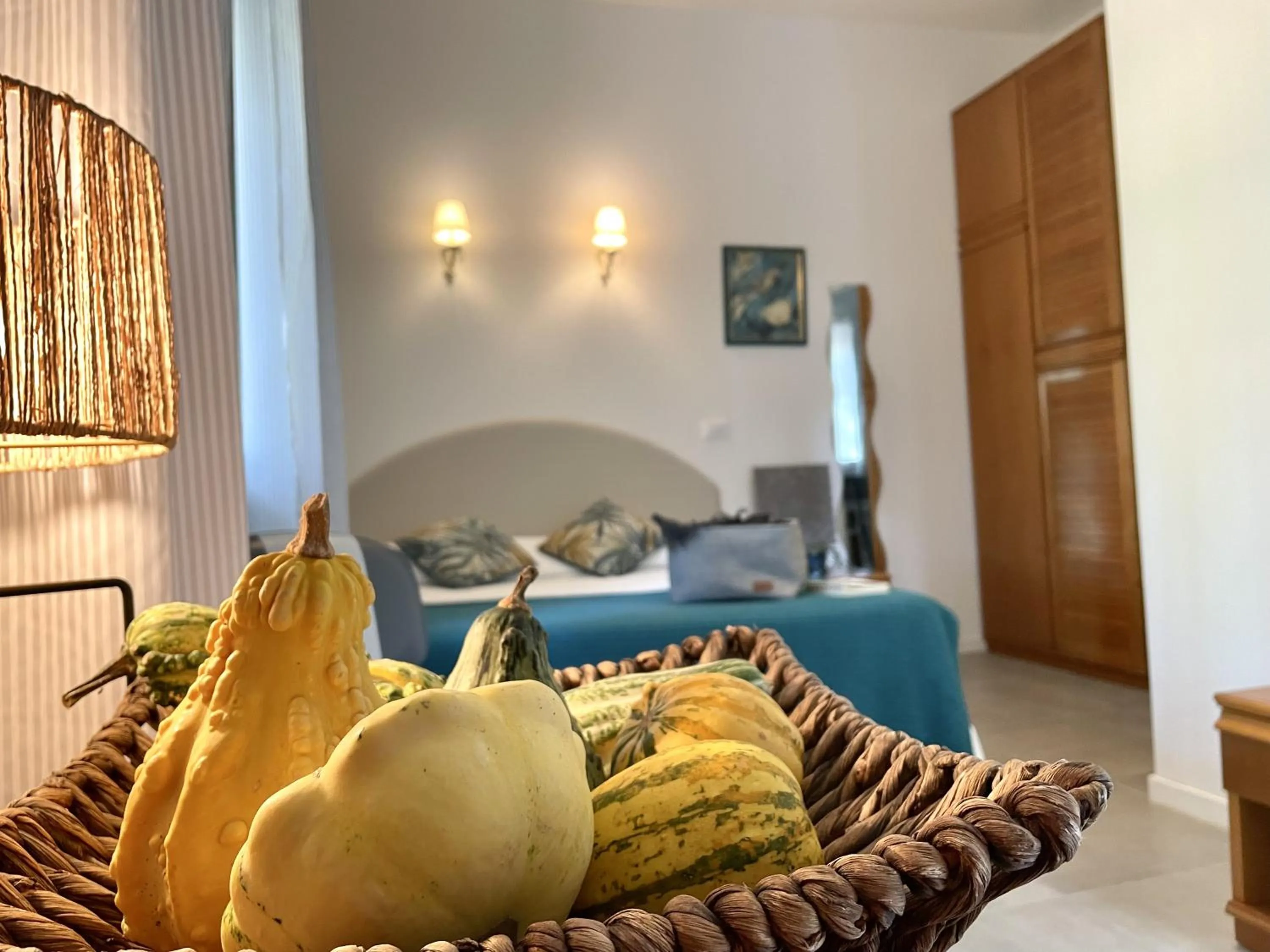 Bed in Hotel Loretta & Dependance