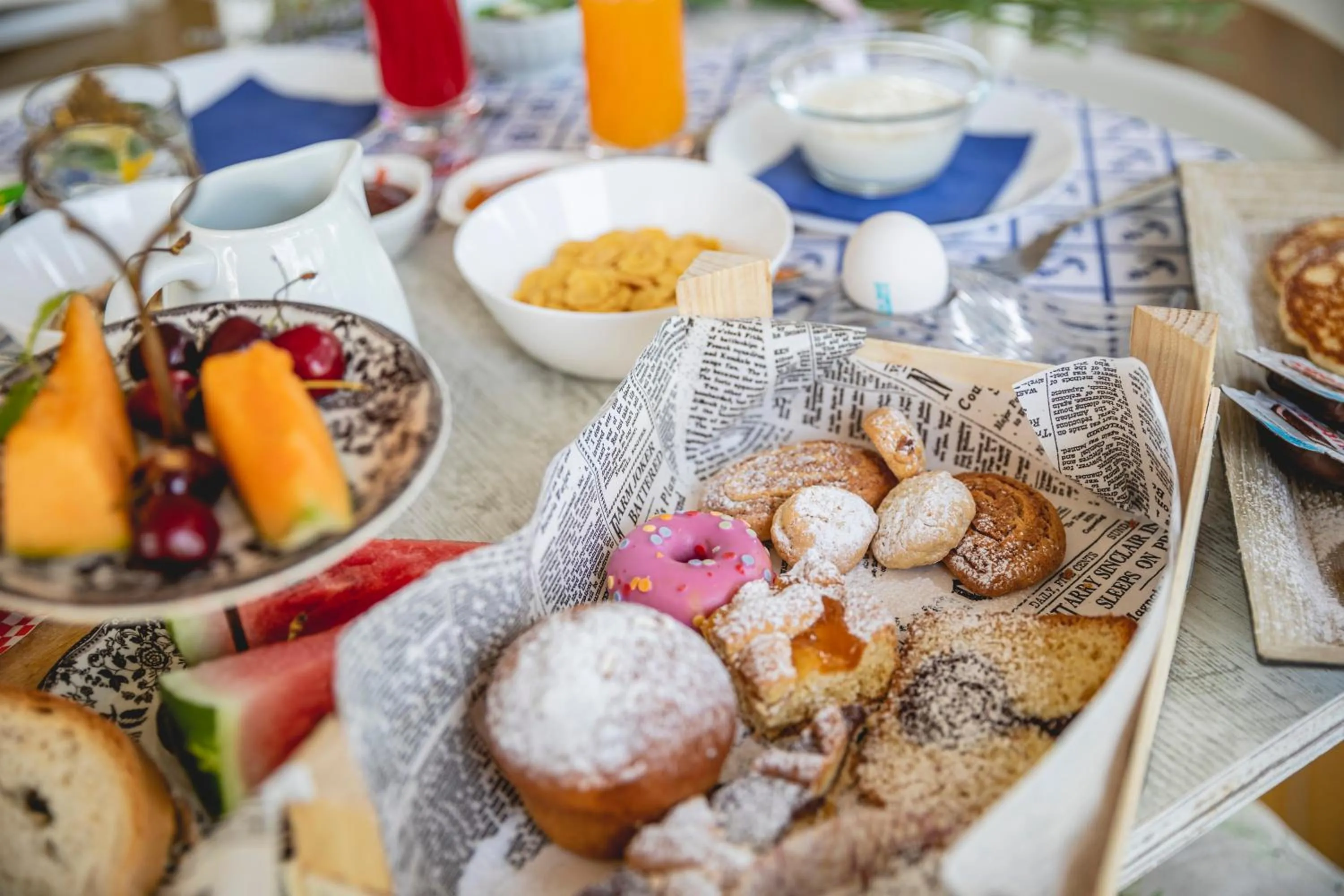 Food and drinks in Hotel Loretta & Dependance