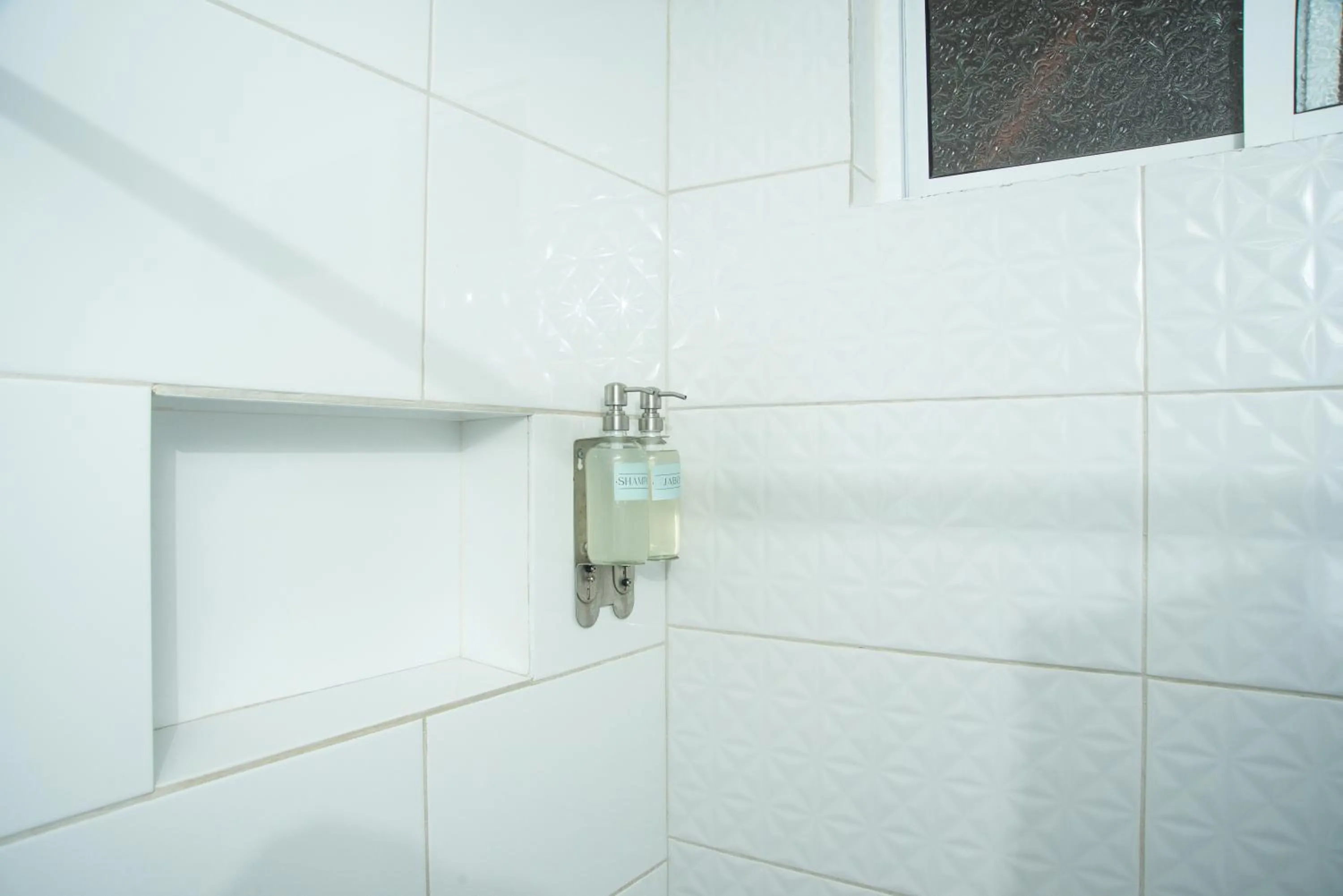 Shower in Hotel La Siesta, Gomez Palacio