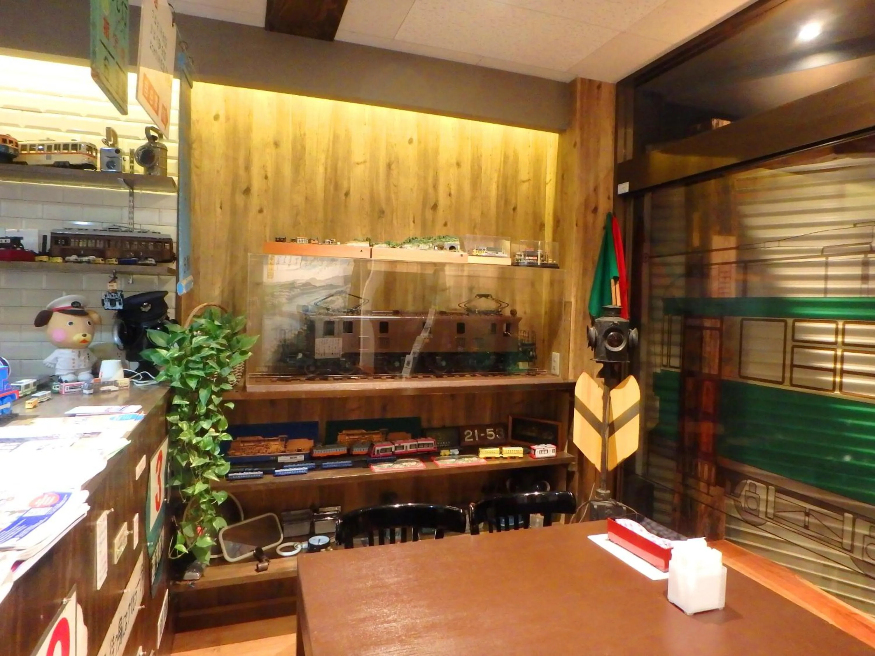 Lobby or reception in 都電屋 TodenHotel