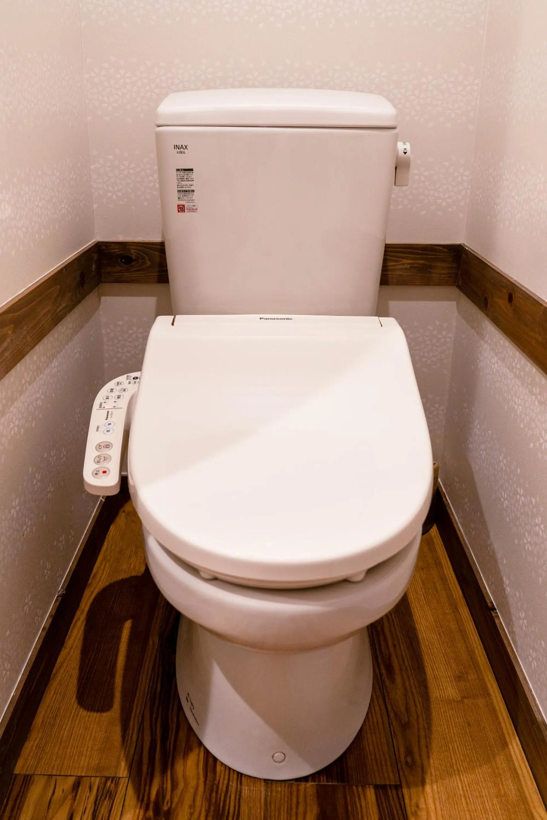 Toilet in 都電屋 TodenHotel