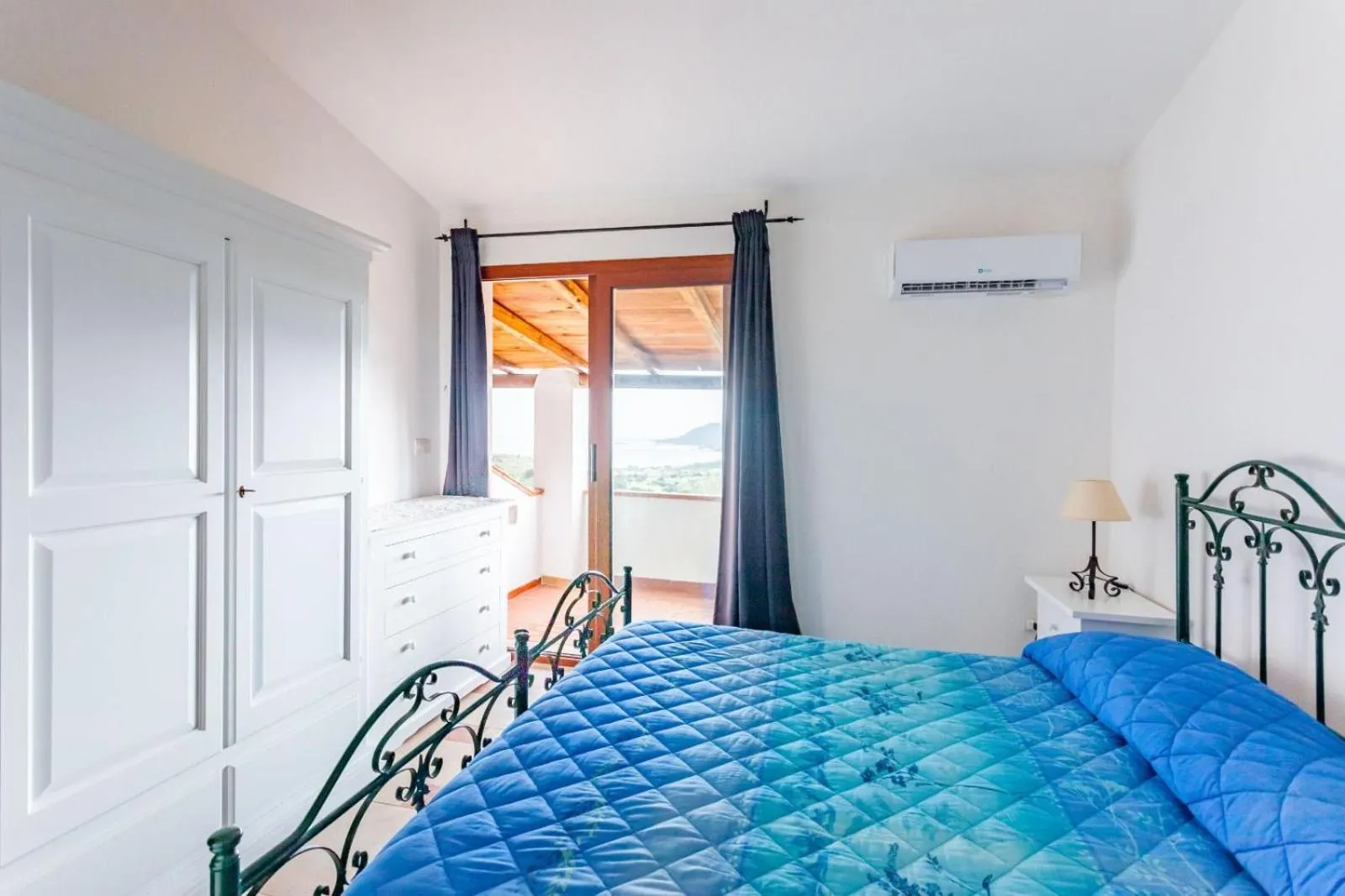 Bed in Comino Alto Agriturismo e Appartamenti