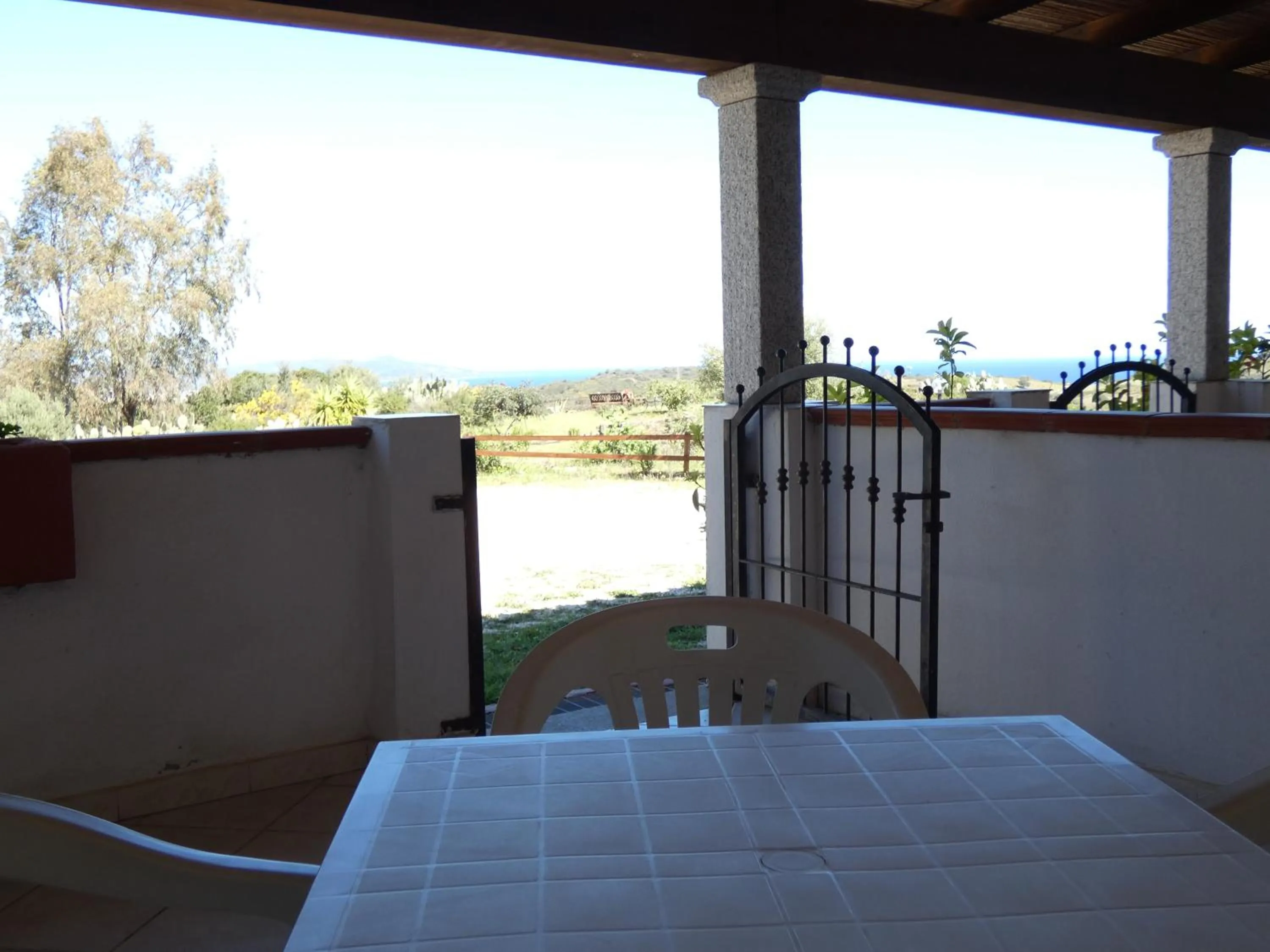 Balcony/Terrace, Bed in Comino Alto Agriturismo e Appartamenti
