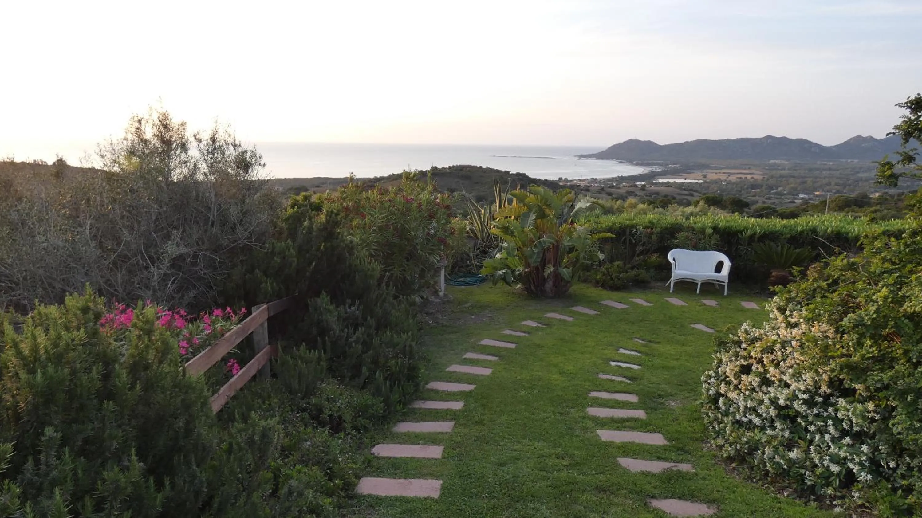 Comino Alto Agriturismo e Appartamenti