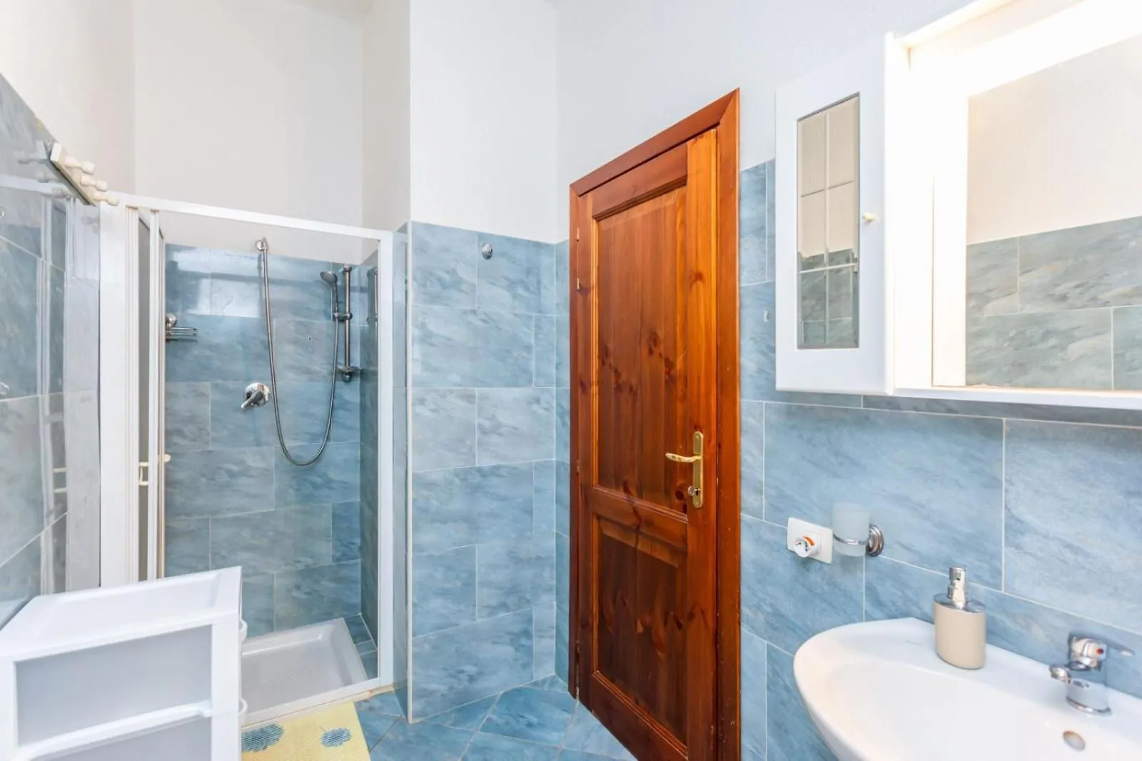 Shower in Comino Alto Agriturismo e Appartamenti
