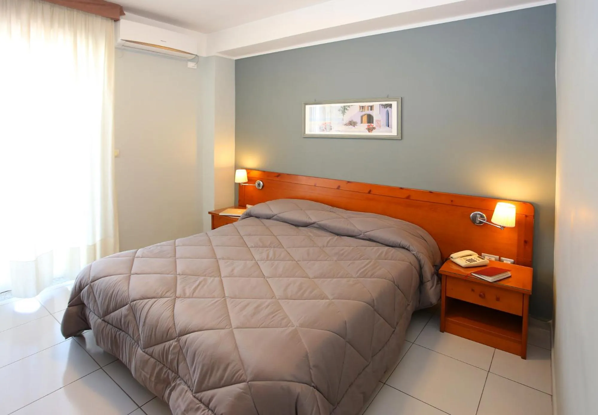 Bed in Albergo Del Pino