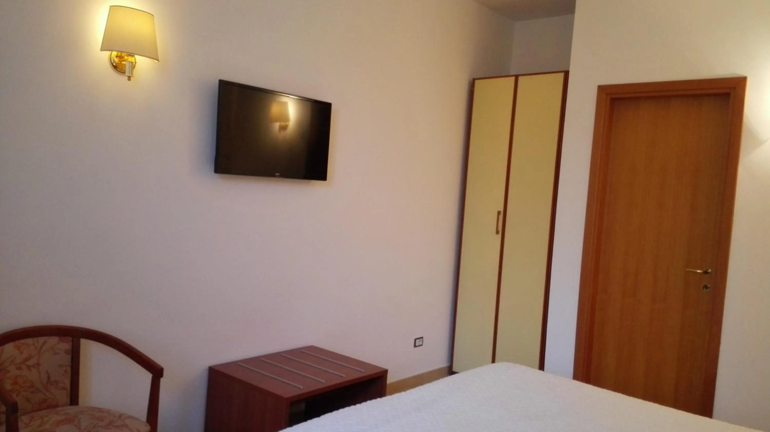 Photo of the whole room, Bed in Albergo Del Pino