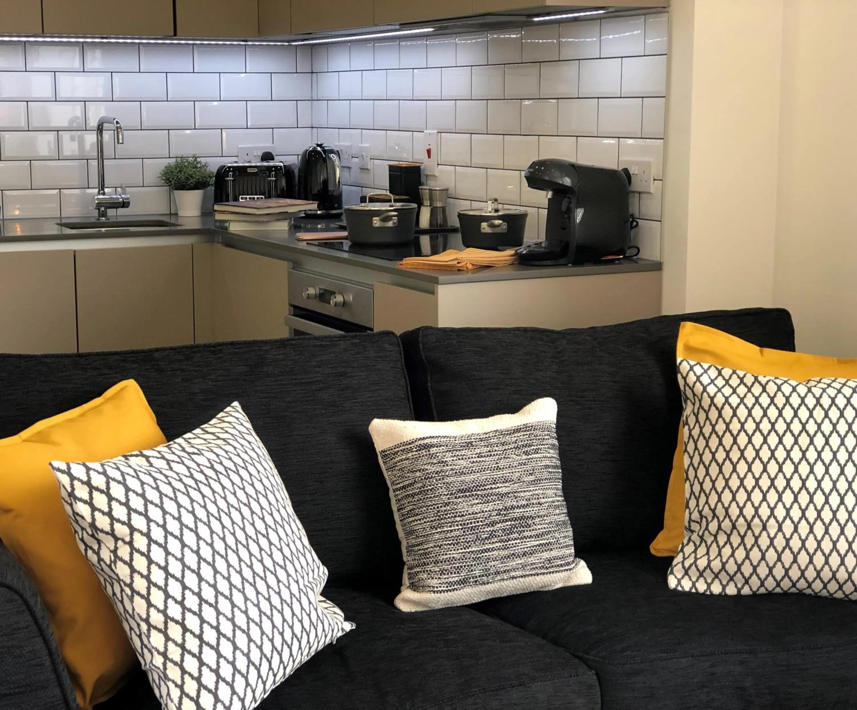 Living room in Luxury Serviced Apartments Stevenage, Hertfordshire