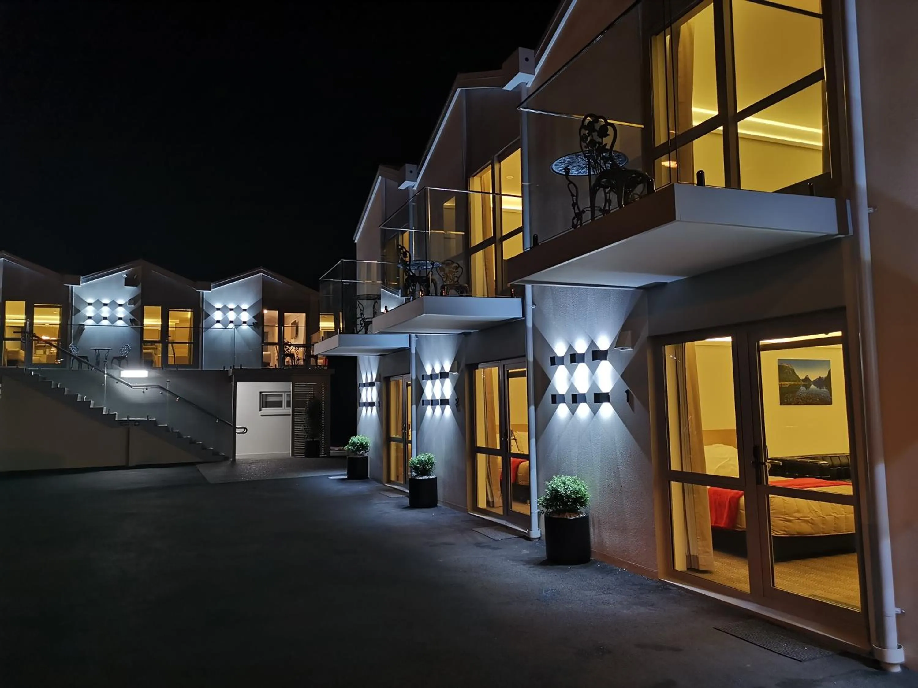 Property building in V Motel