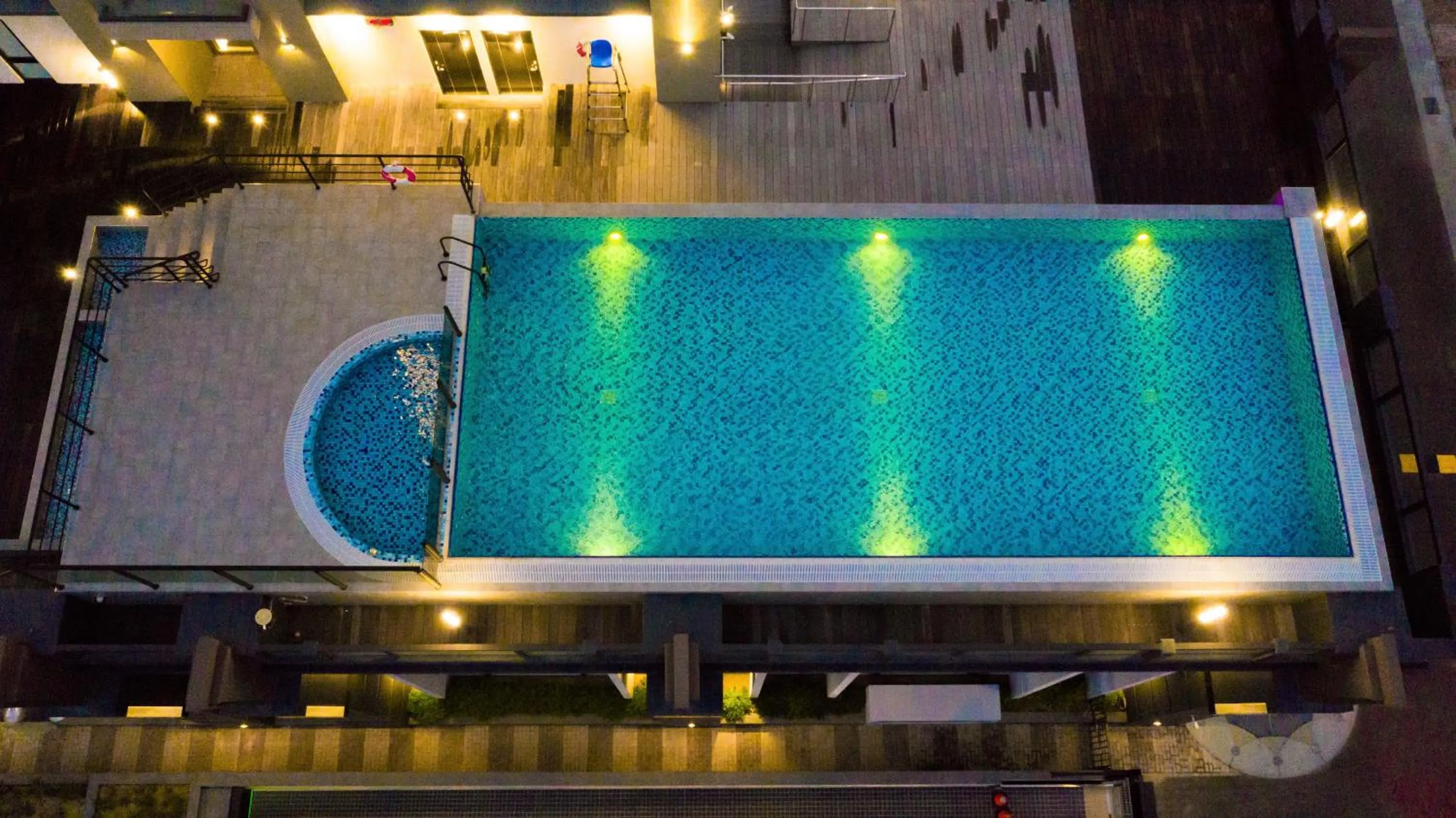 Pool view in Evergreen Palace Hotel Chiayi