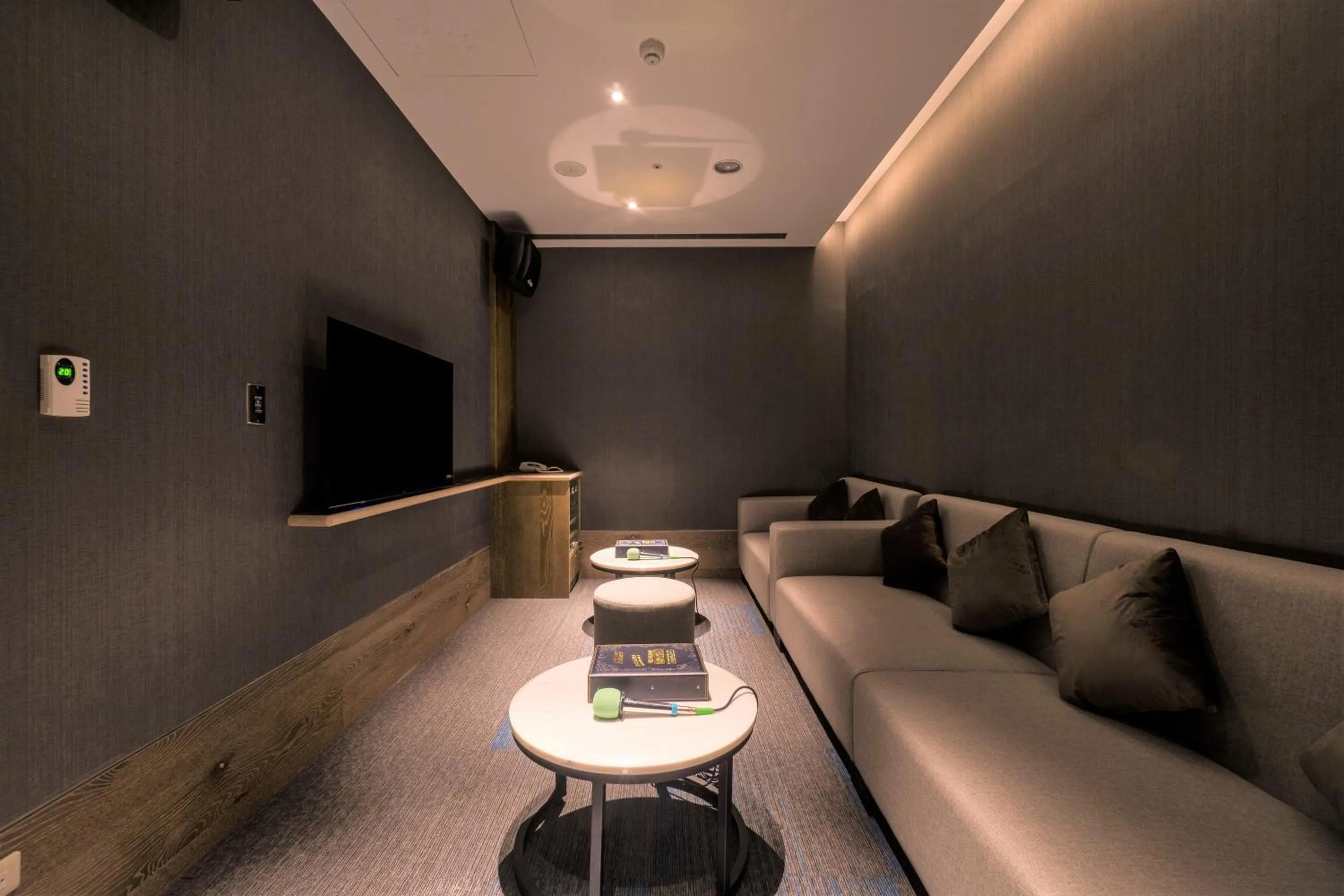 Karaoke in Evergreen Palace Hotel Chiayi