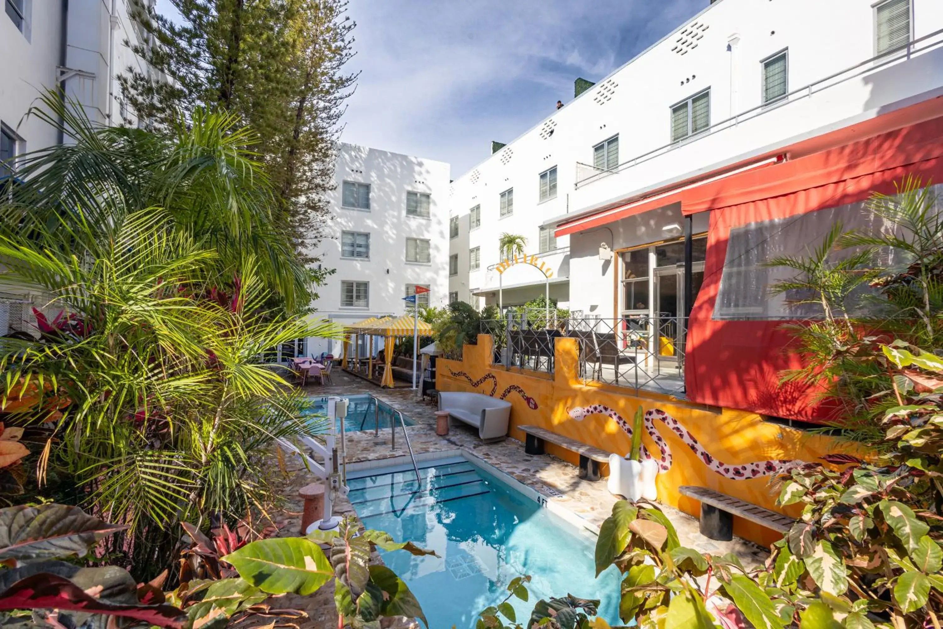 Property building in Viajero Miami Property building in Viajero Miami