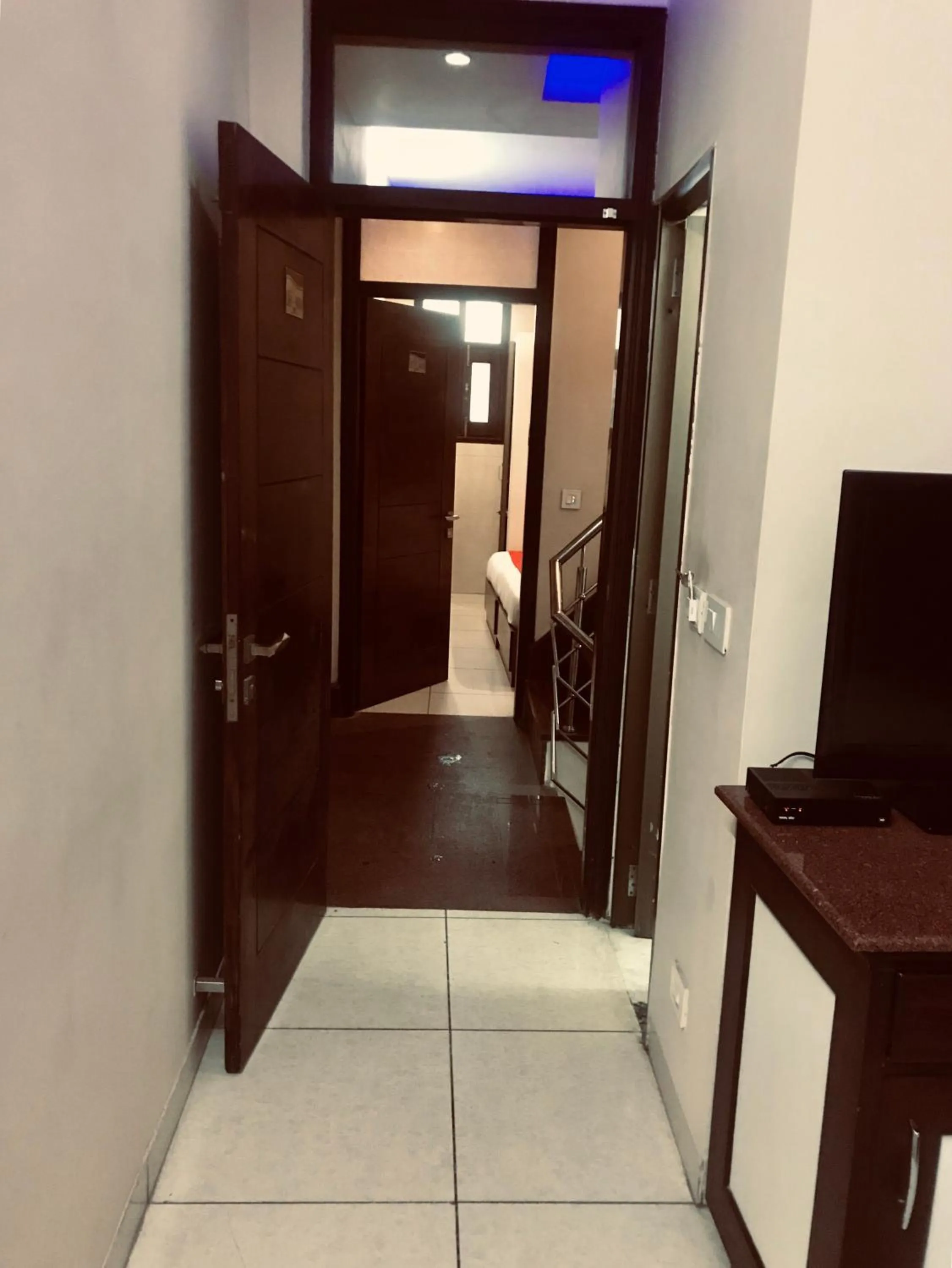 TV and multimedia in Leela Residency