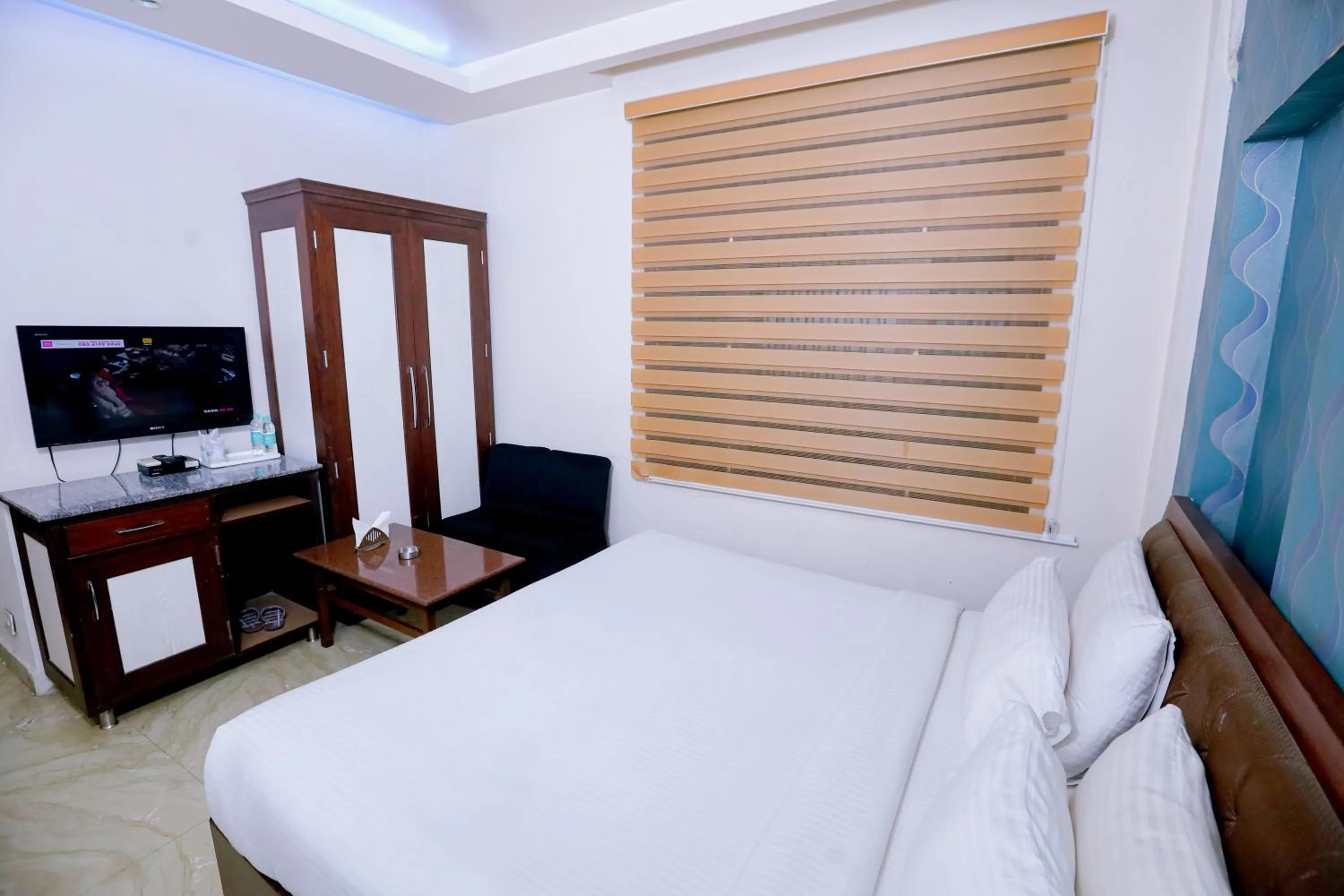 Bedroom, Bed in Leela Residency